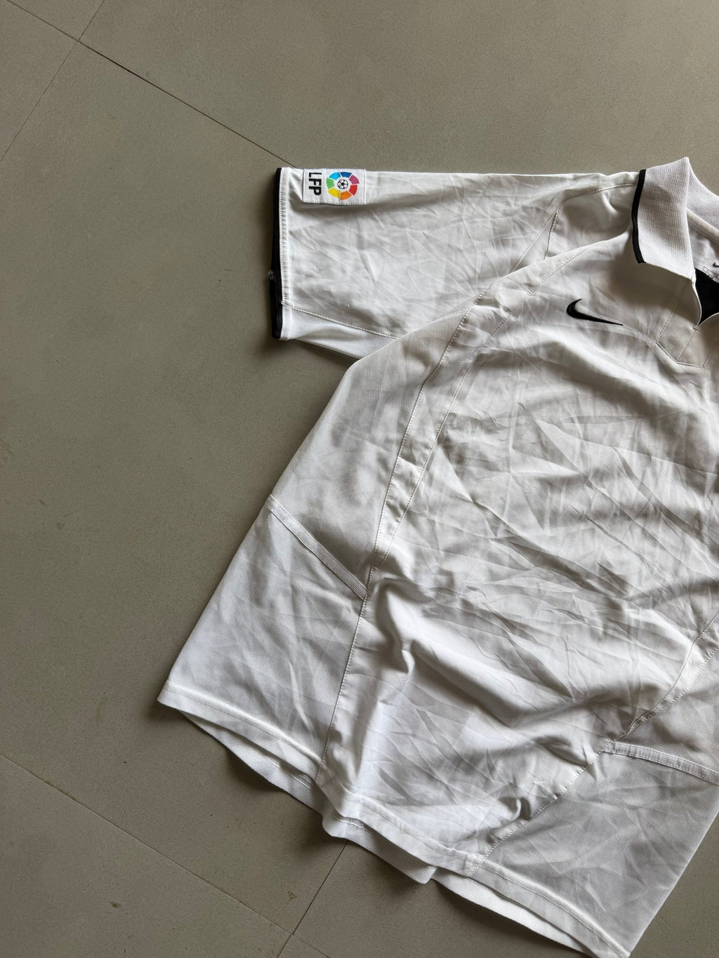 2002 NIKE VALENCIA JERSEY - M - Aged Arc