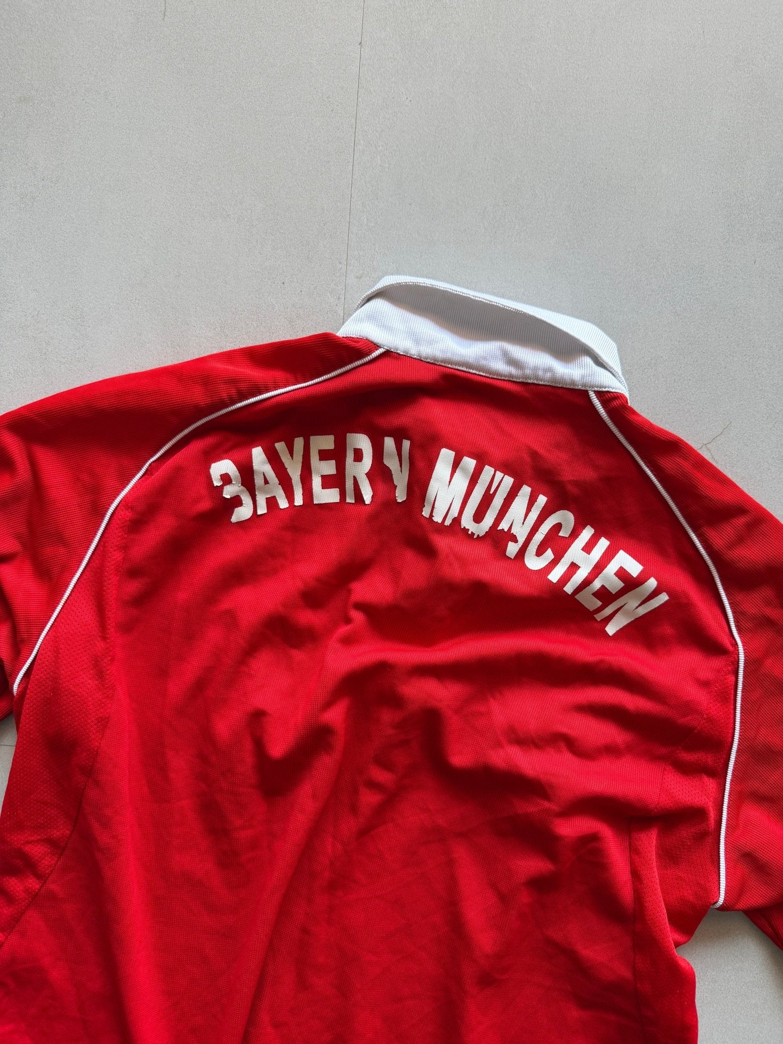 2005 ADIDAS BAYERN JERSEY - M - Aged Arc