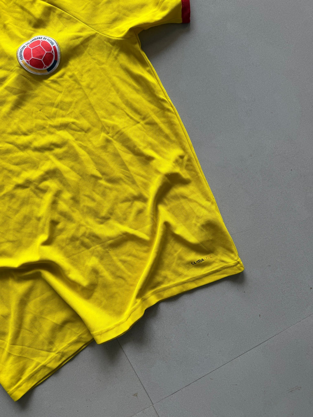 2010 ADIDAS COLUMBIA JERSEY - M - Aged Arc