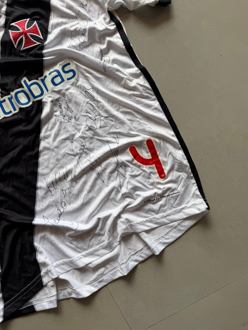 2010 CAMISA VASCO DA GAMA SIGNED JERSEY - L - Aged Arc