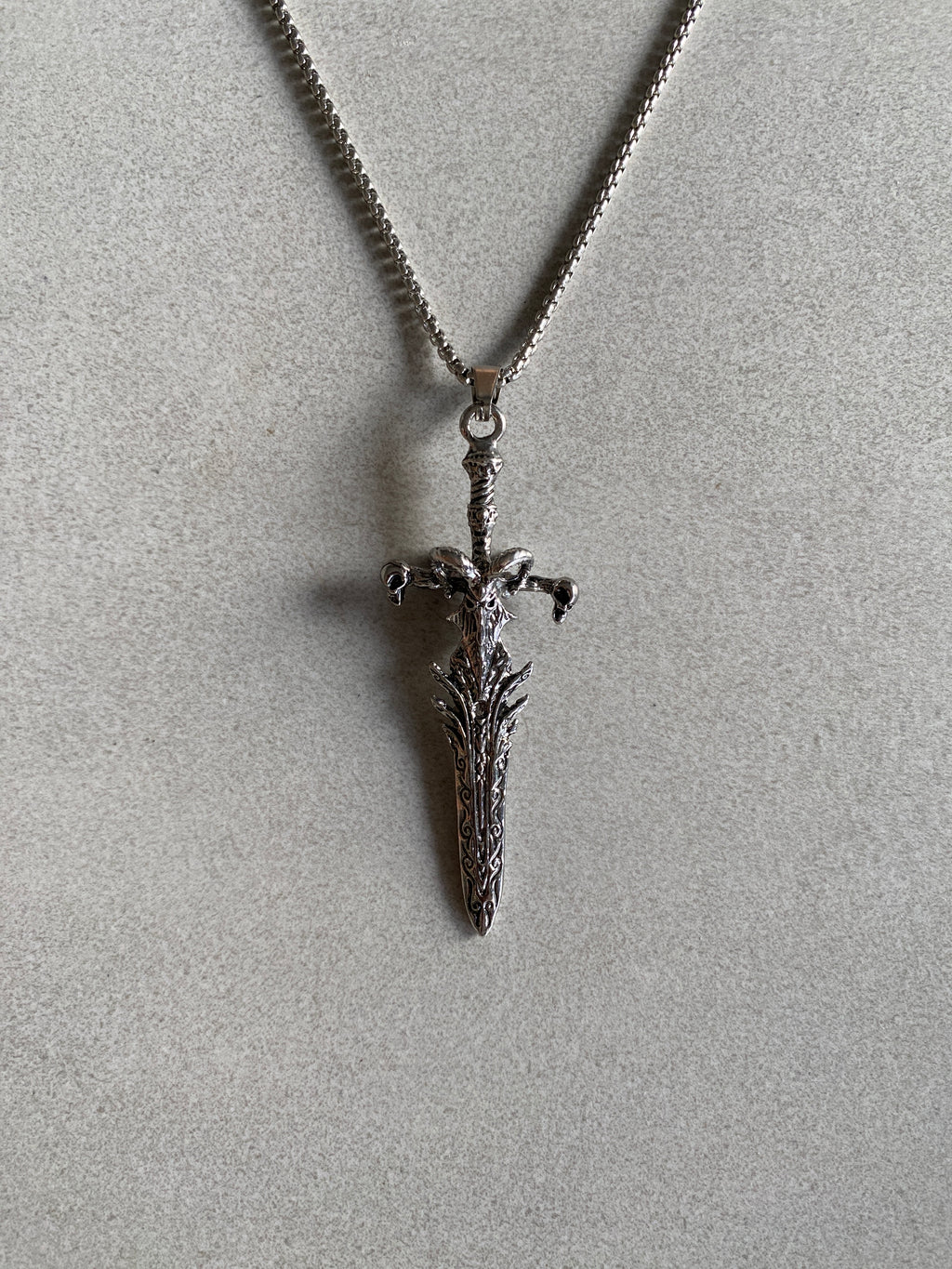 DRAGON SWORD PENDANT CHAIN