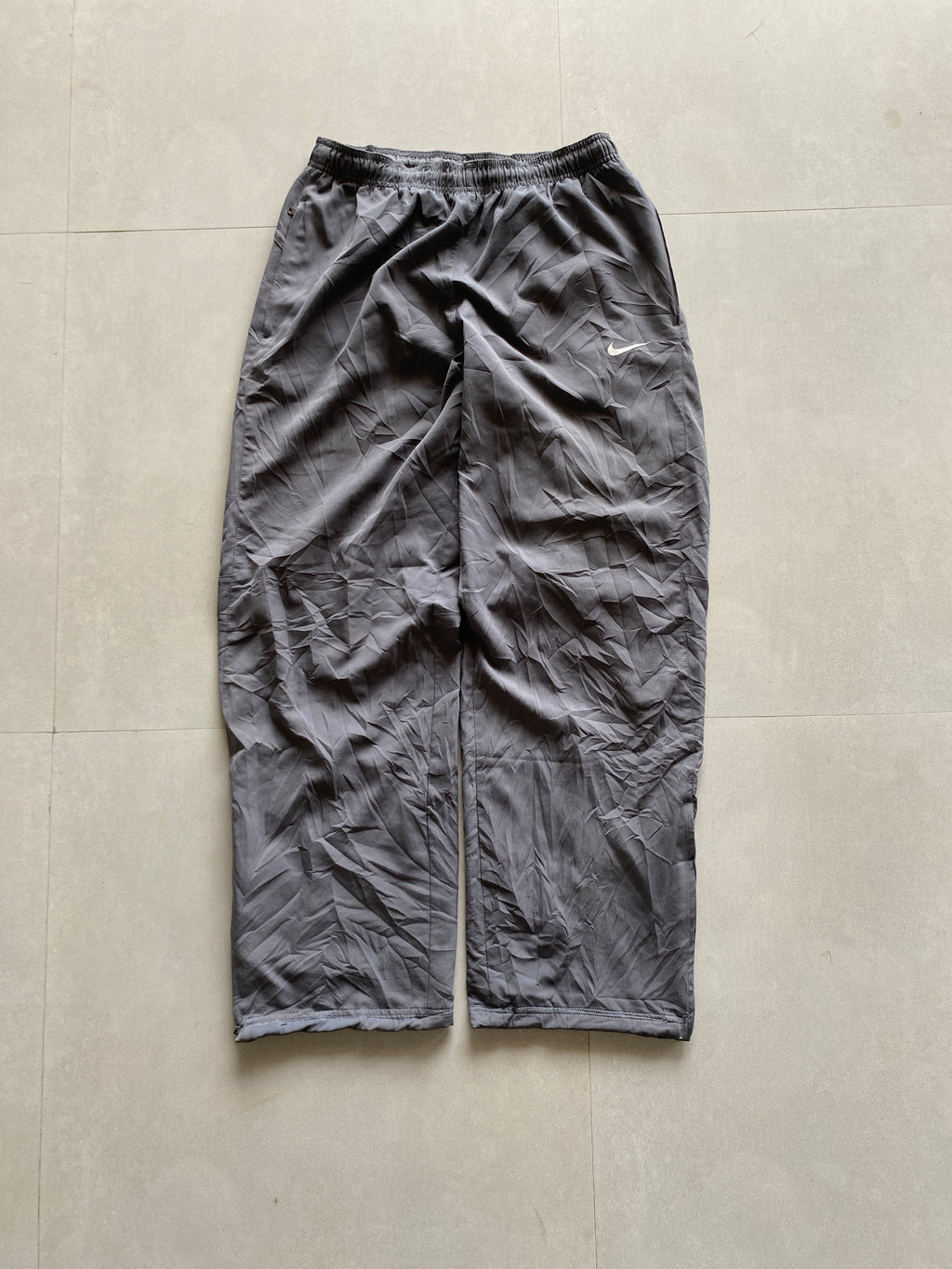 NIKE TOTAL 90 BAGGY TRACK PANT - M