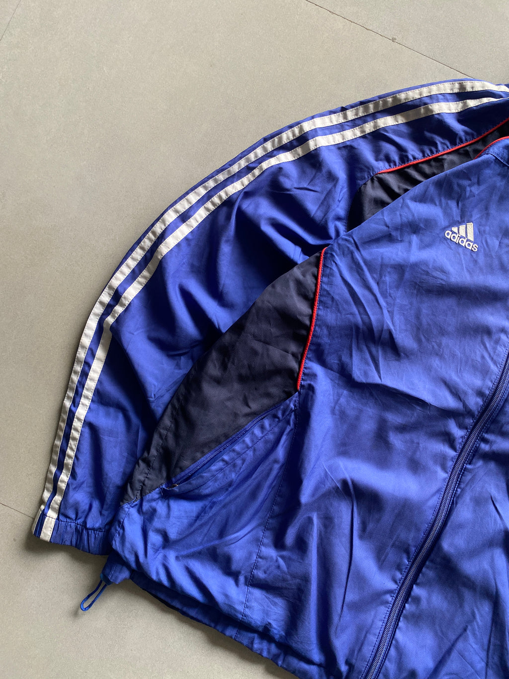 VINTAGE ADIDAS JACKET - L