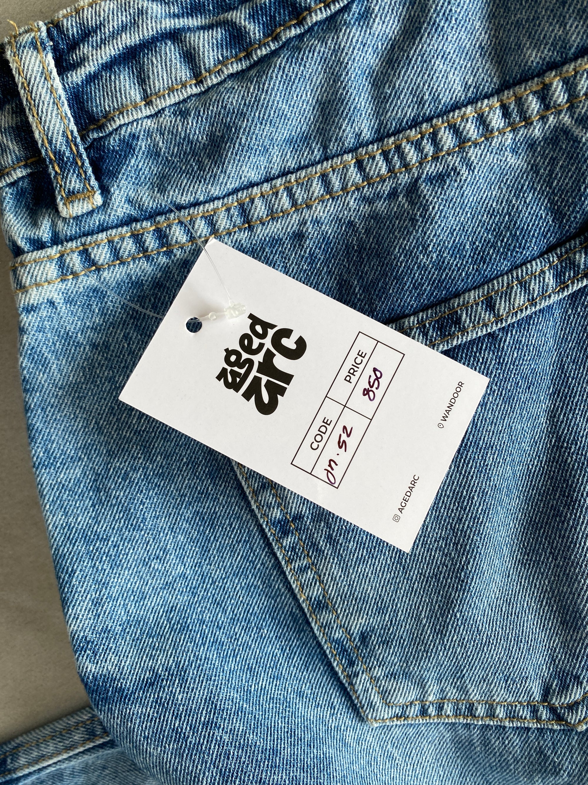 BAGGY MULTI POCKET DENIM - M
