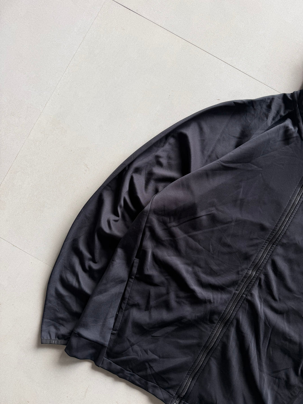 PUMA HOODED JACKET - XL
