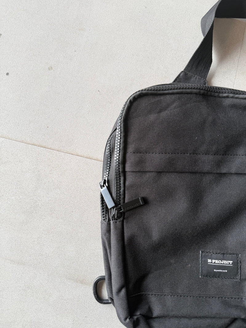 CROSS BODY BAG