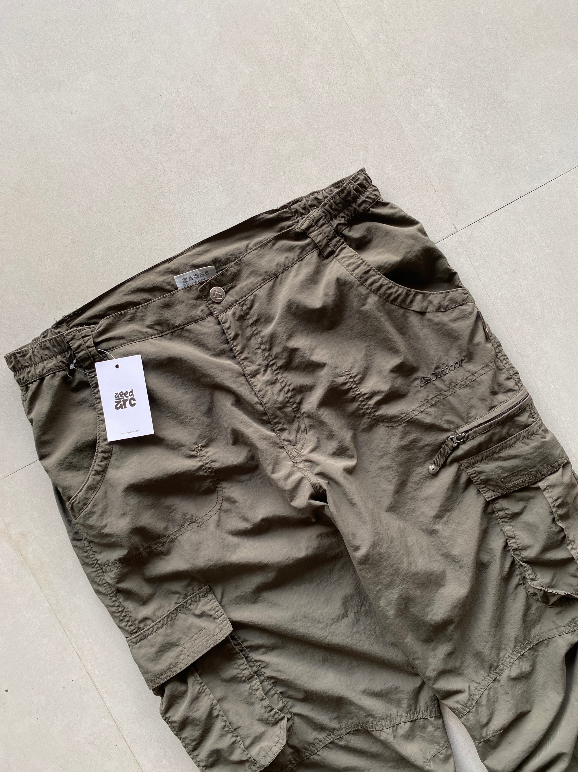 OUTDOOR CONVERTIBLE OUTDOOR PANT - L