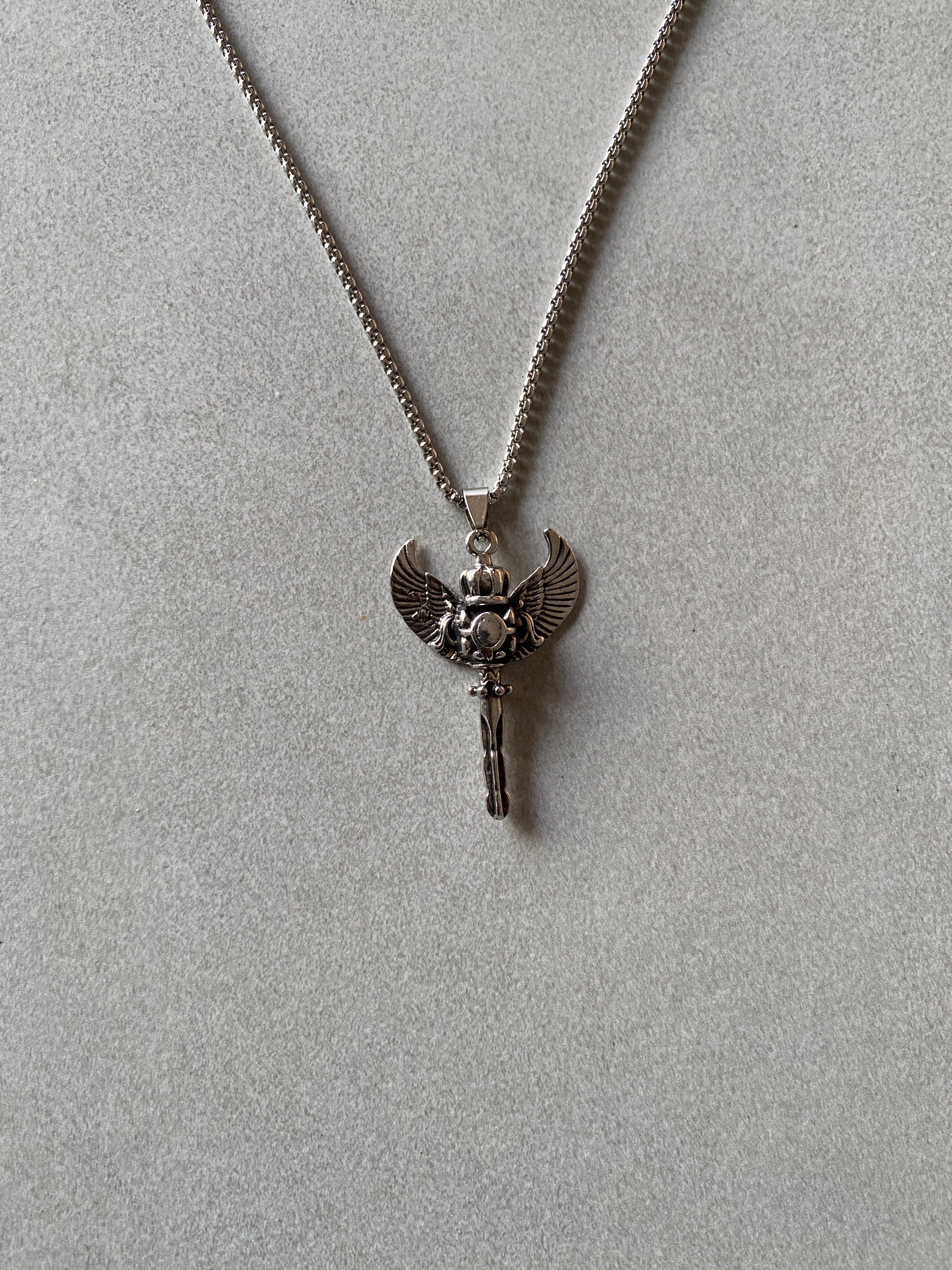 MYTHICAL BIRD PENDANT CHAIN