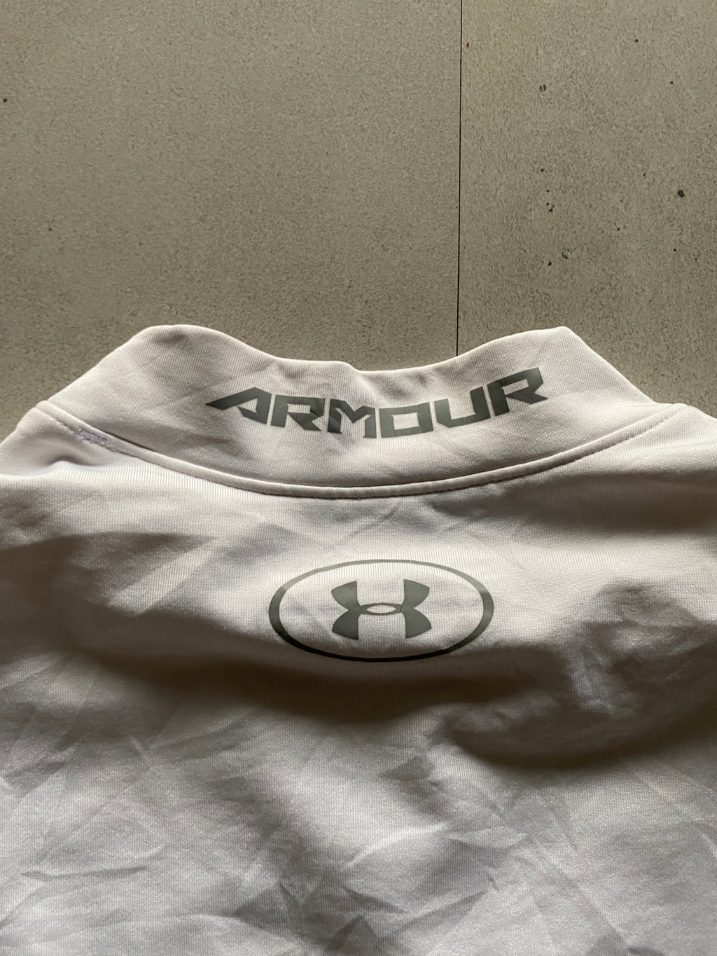 UNDER ARMOUR COMPRESSION TEE - M