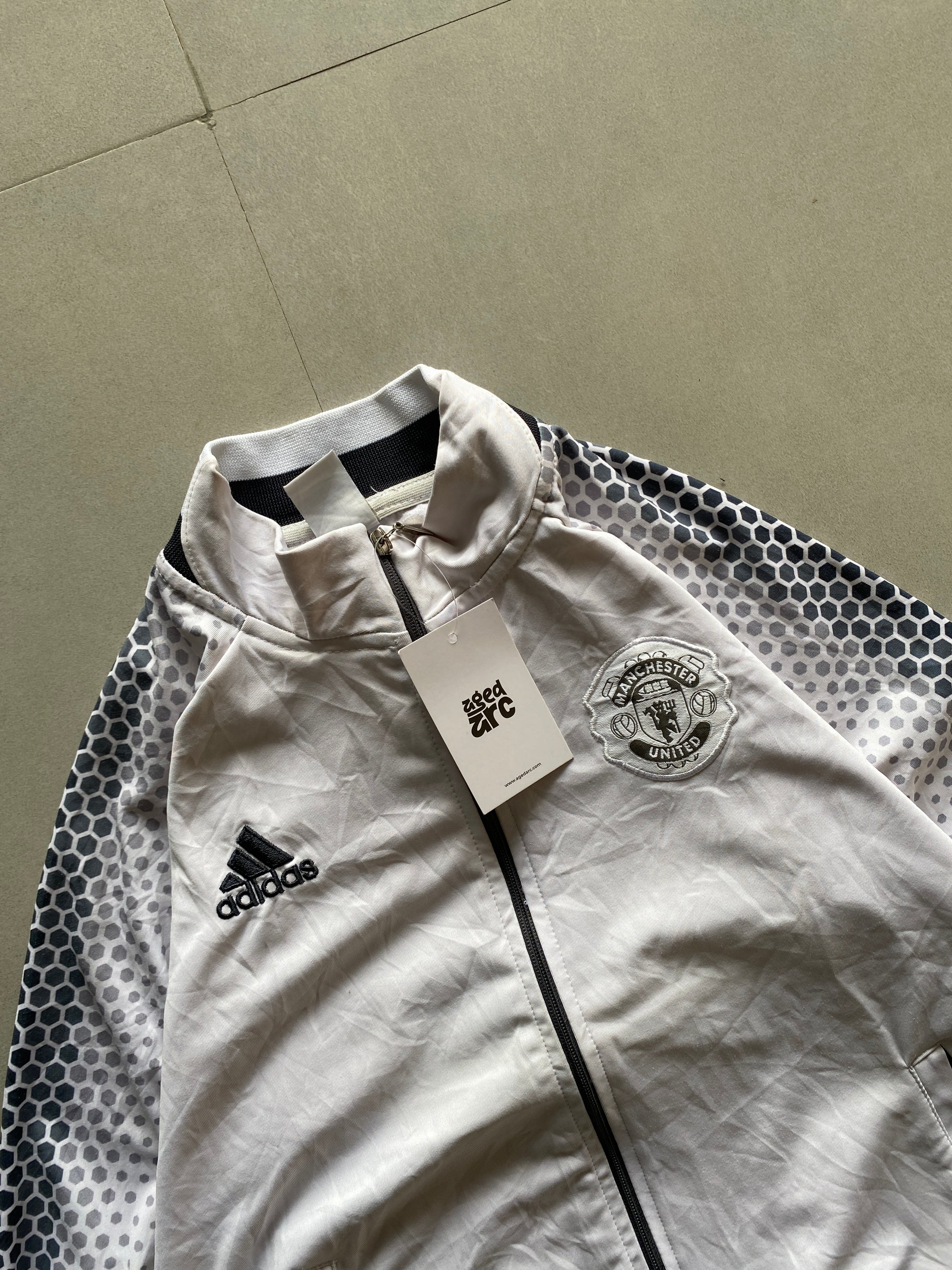 ADIDAS MANCHESTER UNITED JACKET - XS