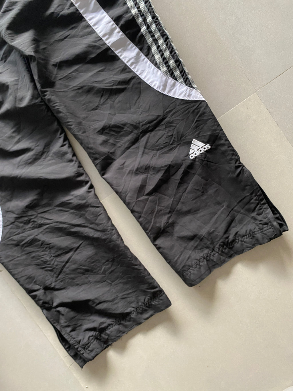 VINTAGE ADIDAS STRIPED TRACK PANT - XL