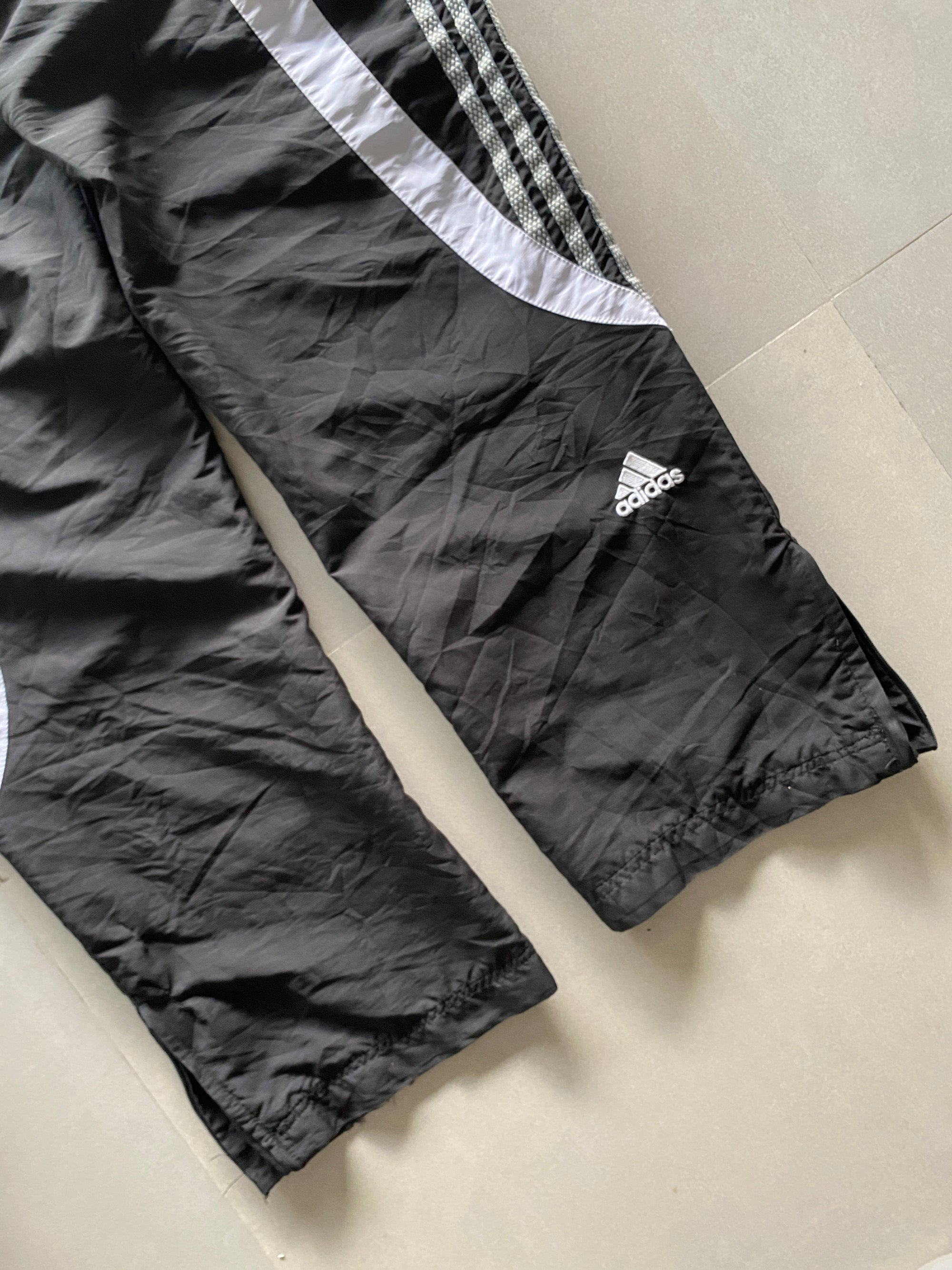 VINTAGE ADIDAS STRIPED TRACK PANT - XL