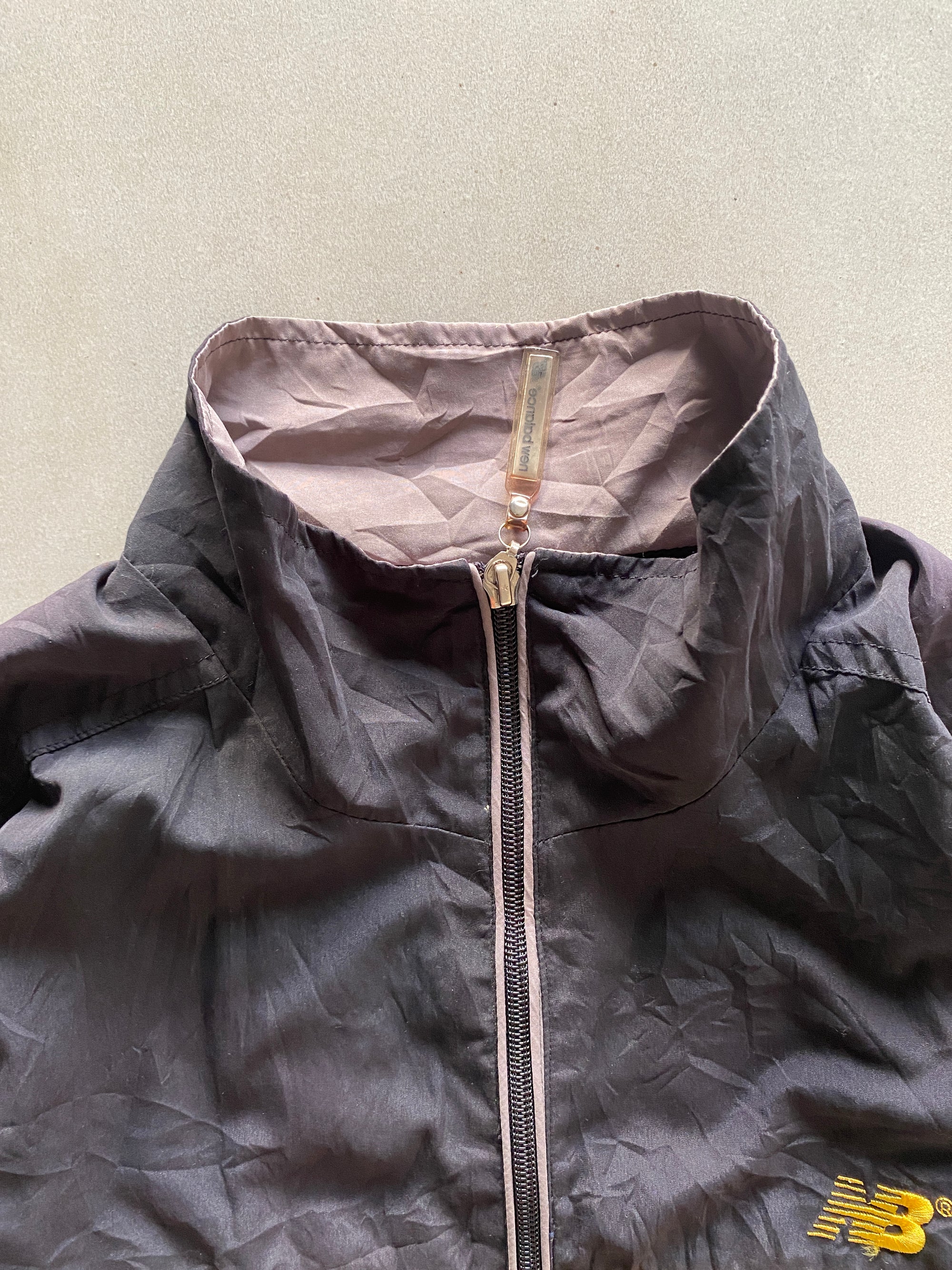 VINTAGE NEW BALANCE JACKET - XL