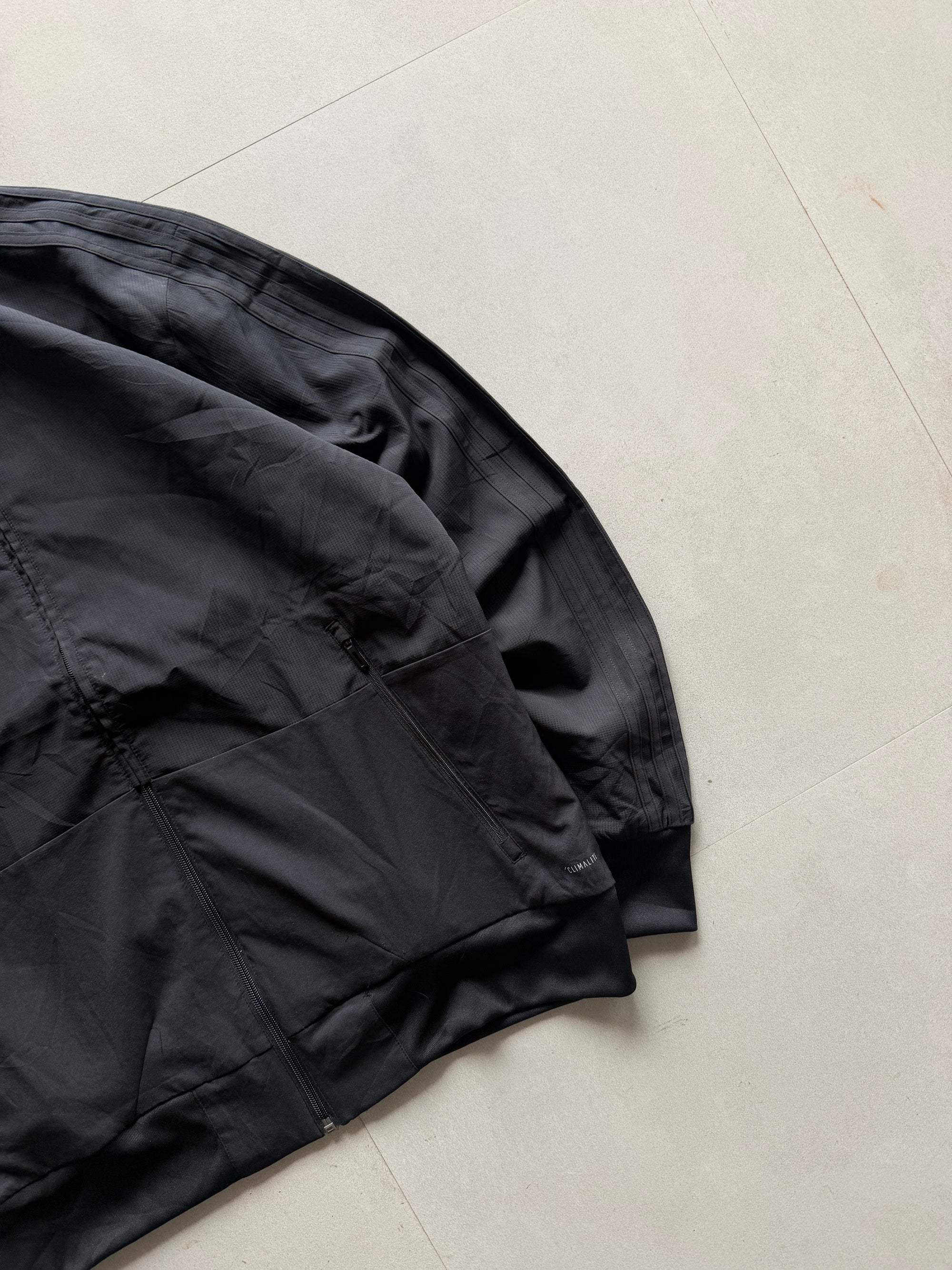 ADIDAS SOLID JACKET - M
