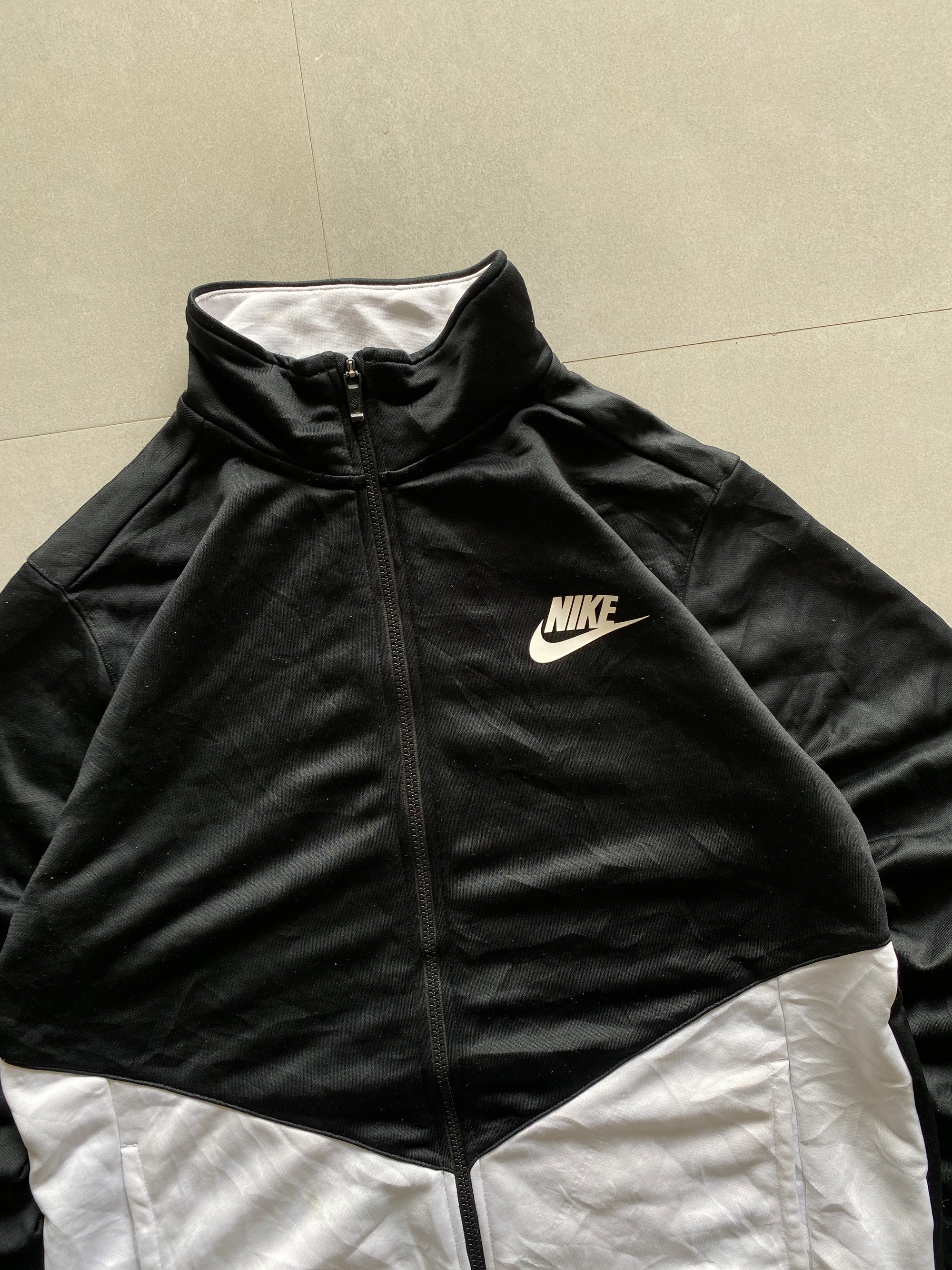 VINTAGE NIKE JACKET - S