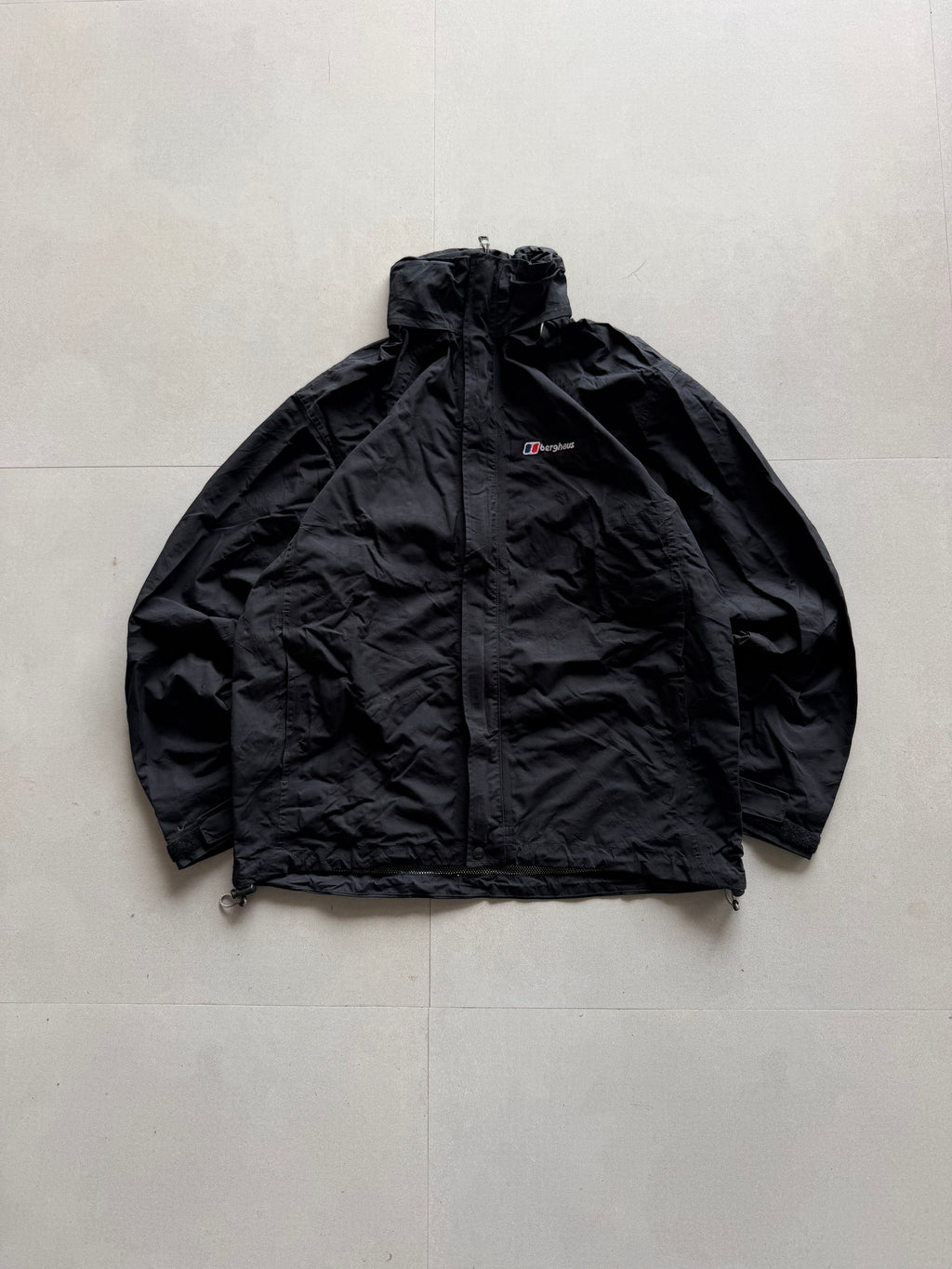 BERGAUS TACTICAL HIKING JACKET - M
