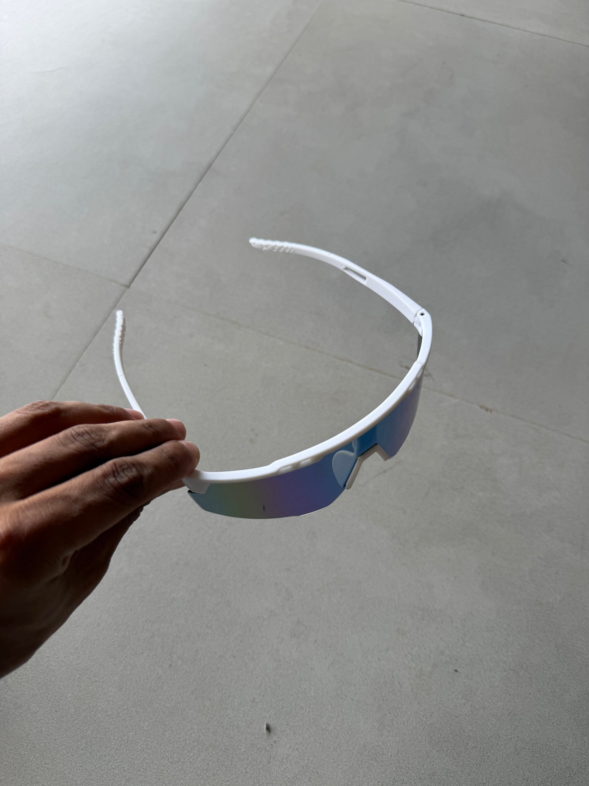UV PROTECTED SPORTS GOGGLES