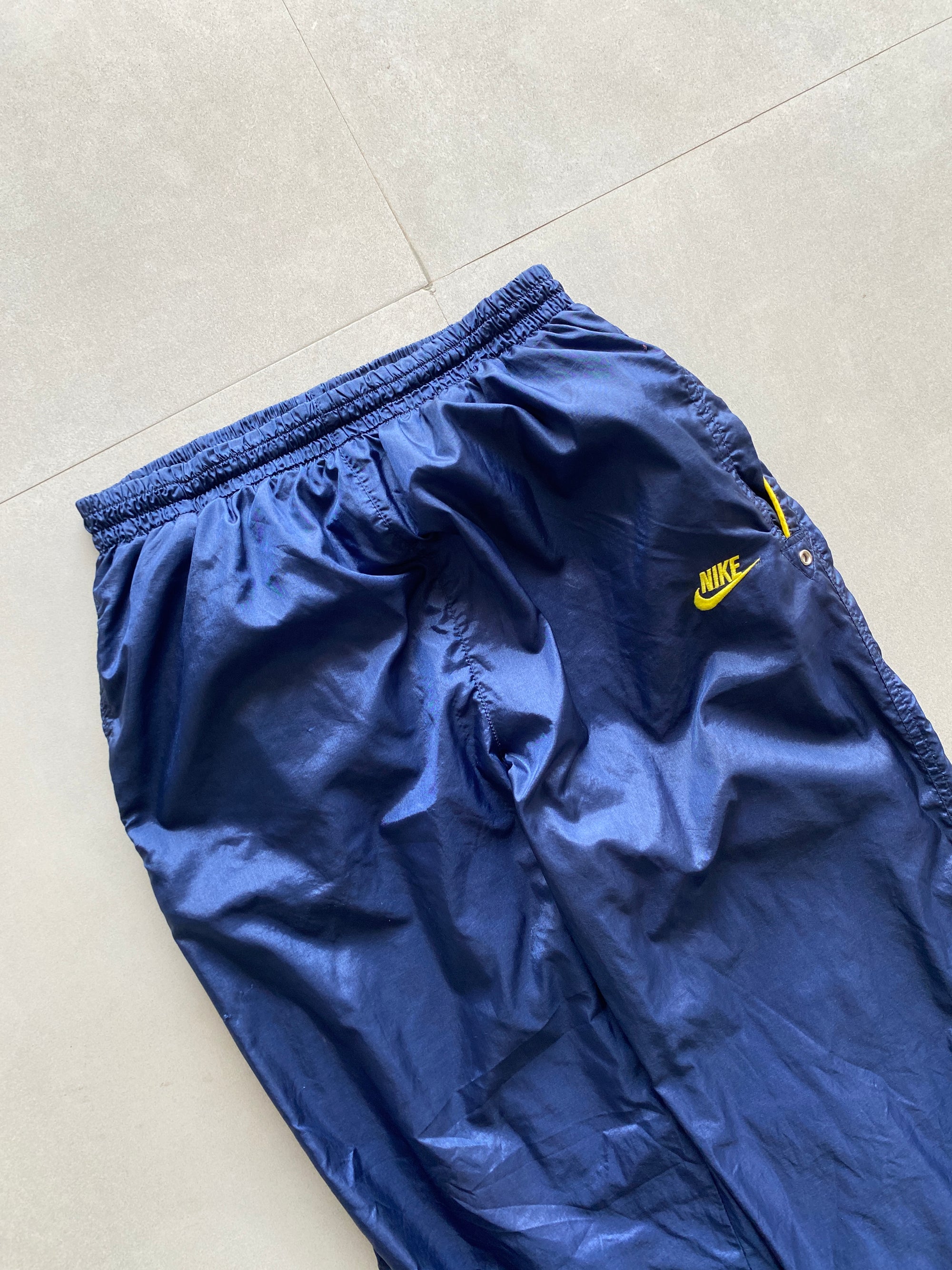 90s NIKE TRACK PANT - M