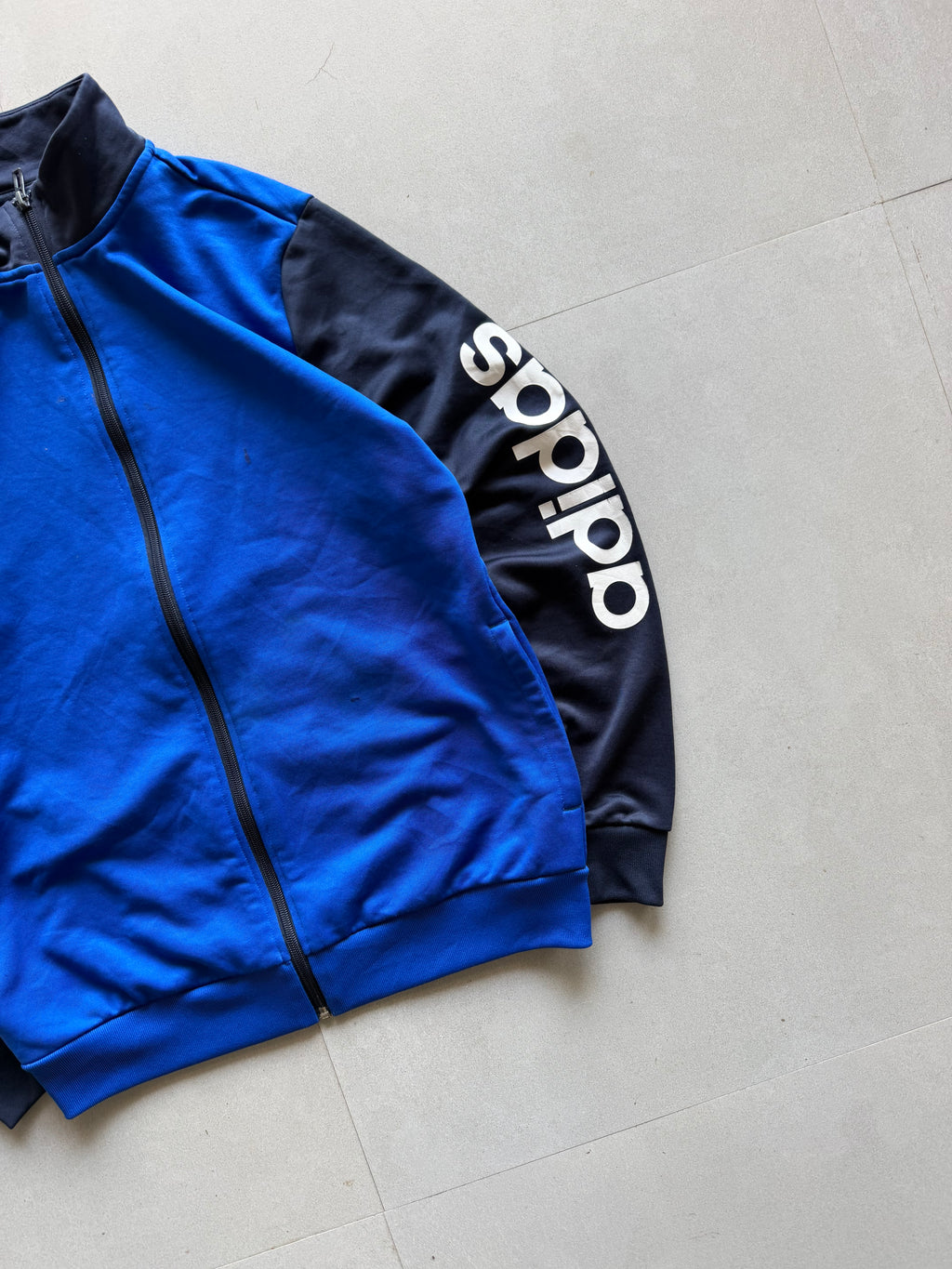 ADIDAS SPELL OUT JACKET -