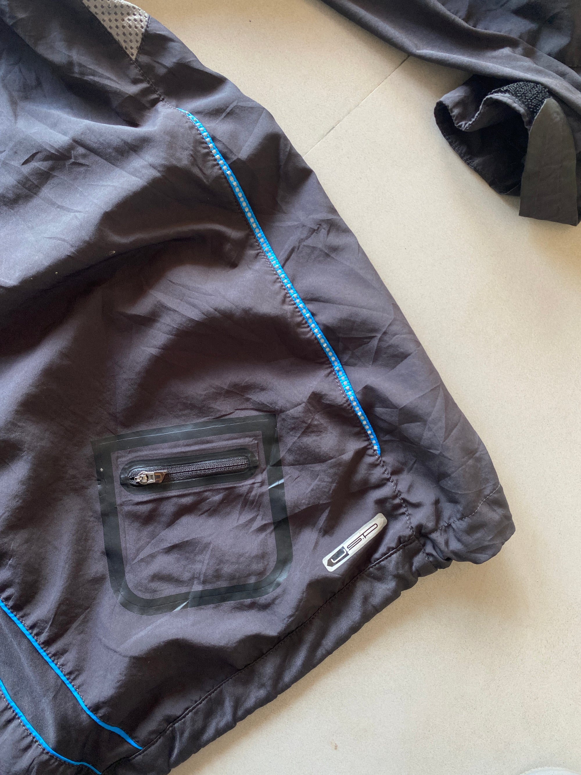 VINTAGE PUMA CONVERTIBLE JACKET/VEST - XL