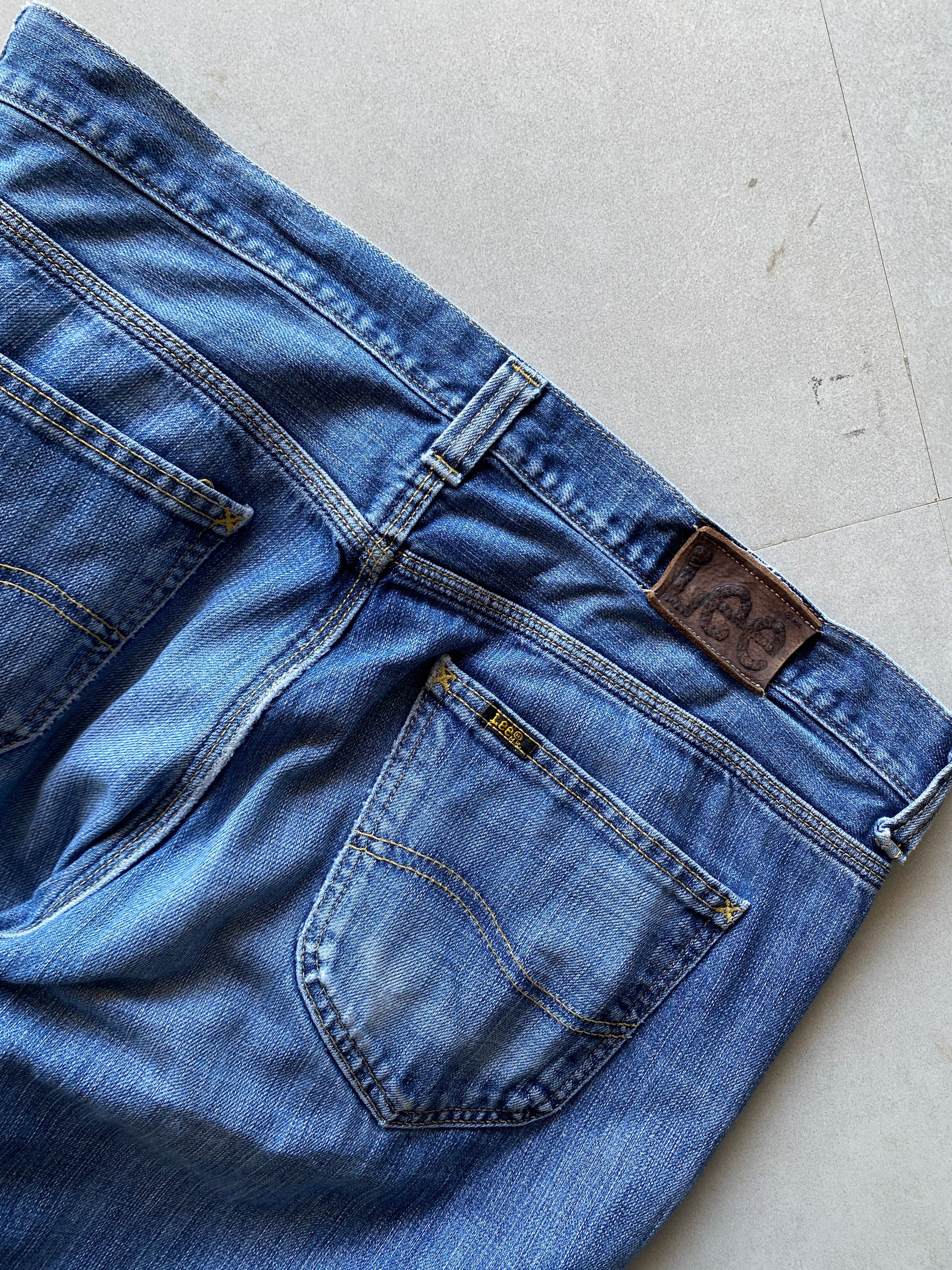 LEE FIT DENIM -