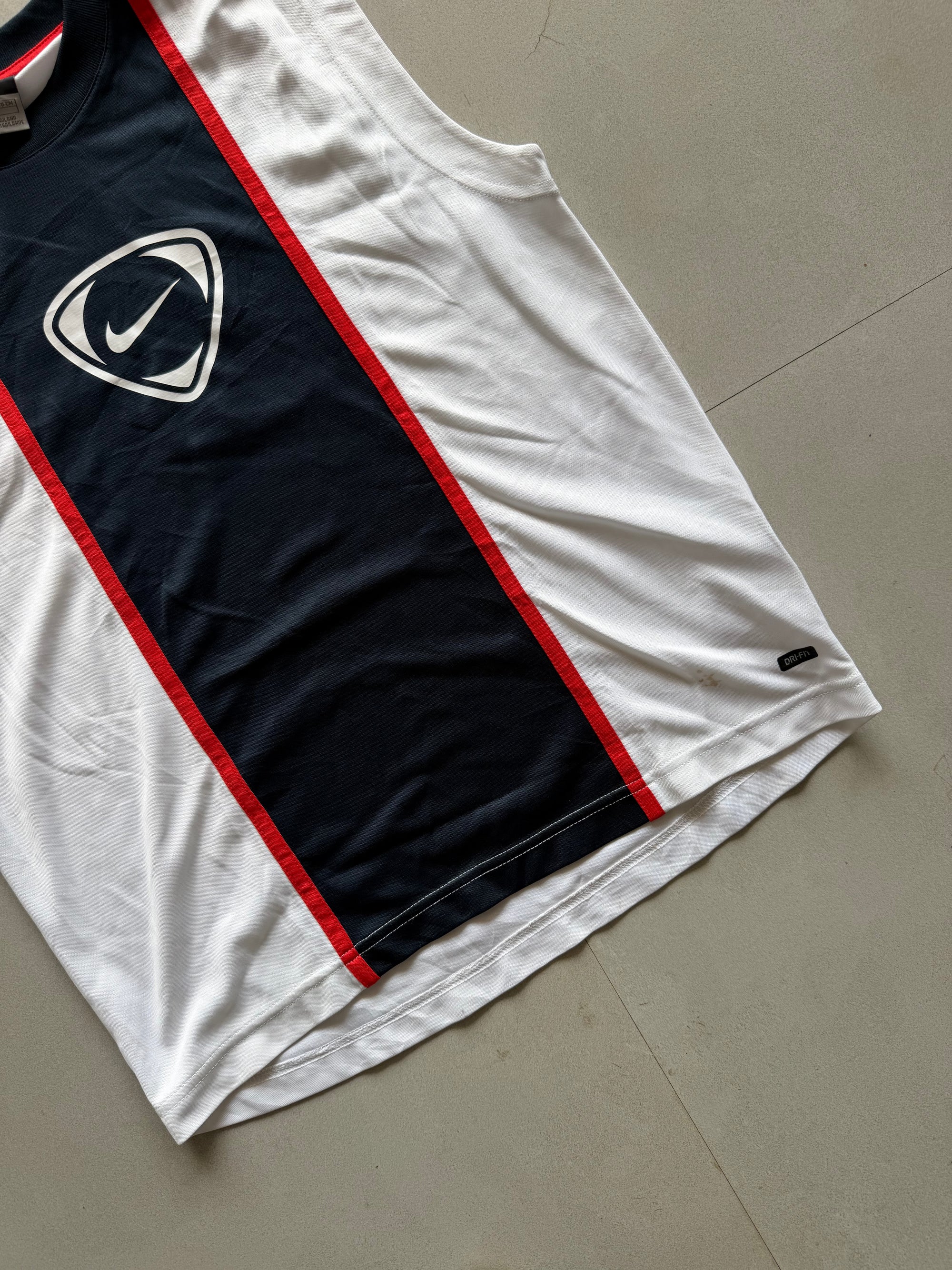 00S NIKE TANK TOP - XS