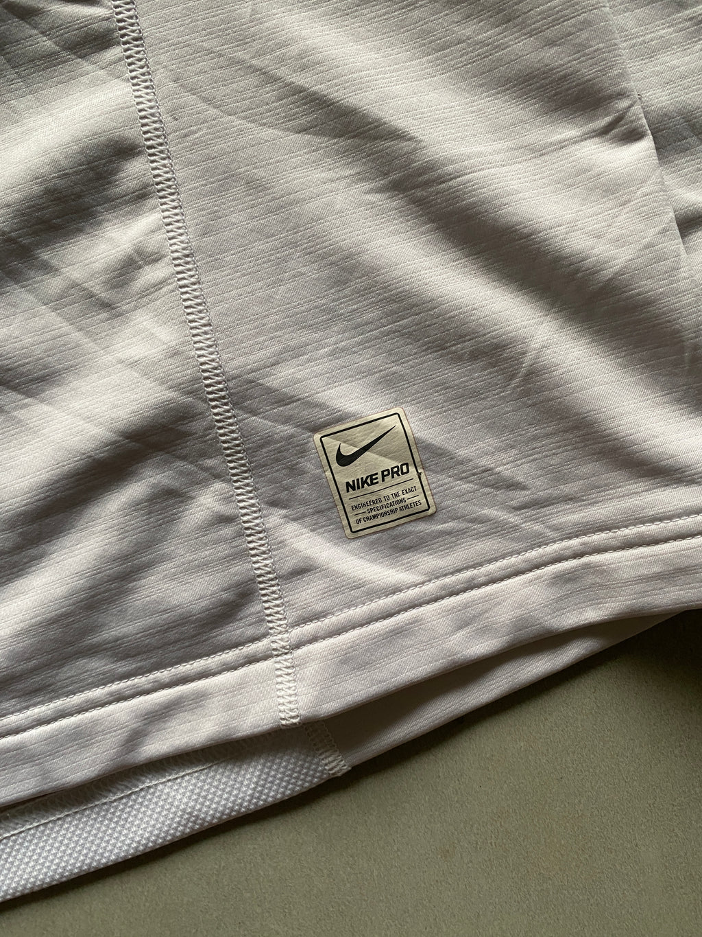 NIKE PRO COMPRESSION TEE - XL