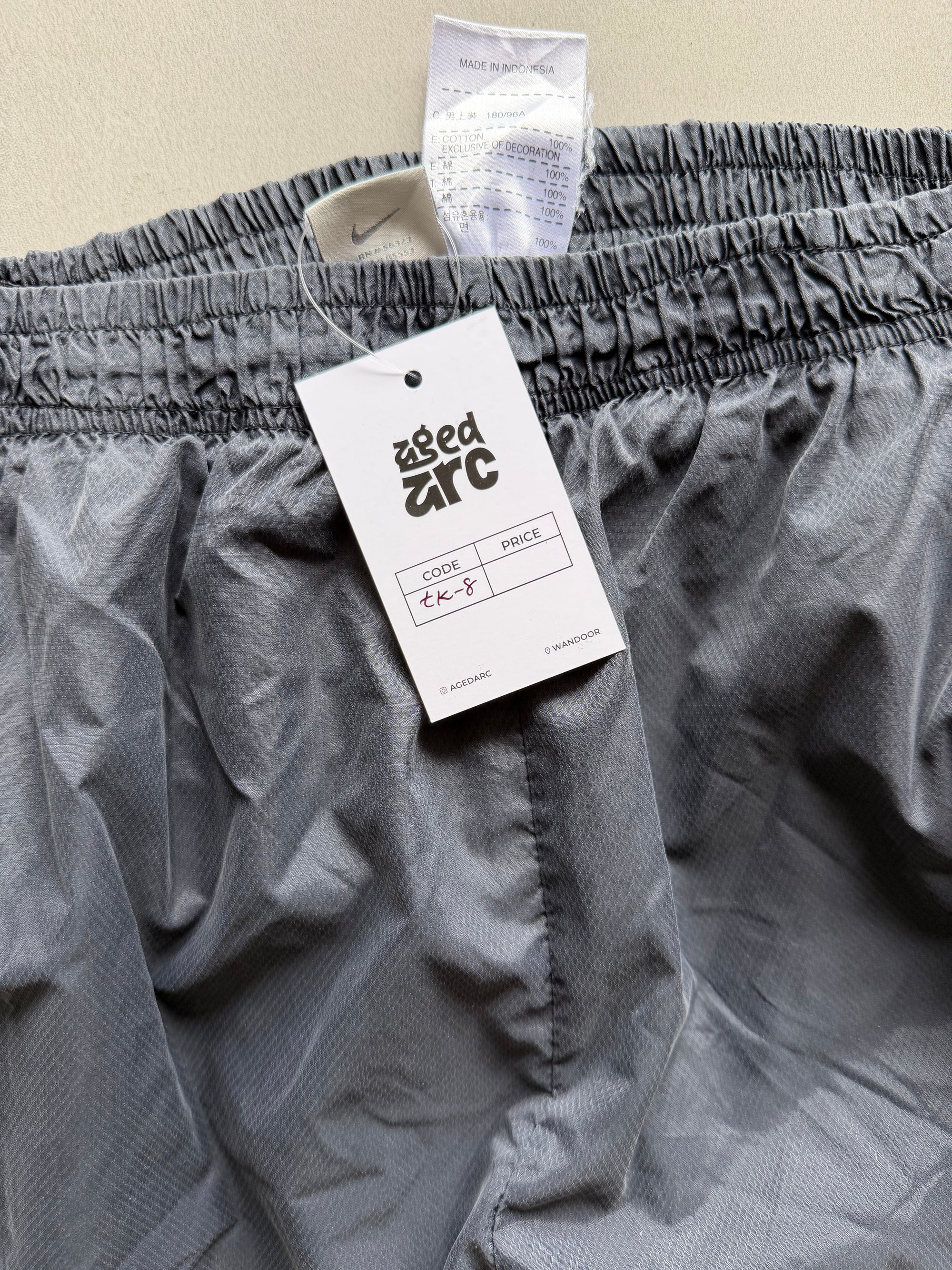 VINTAGE NIKE TRACK PANT8 - S