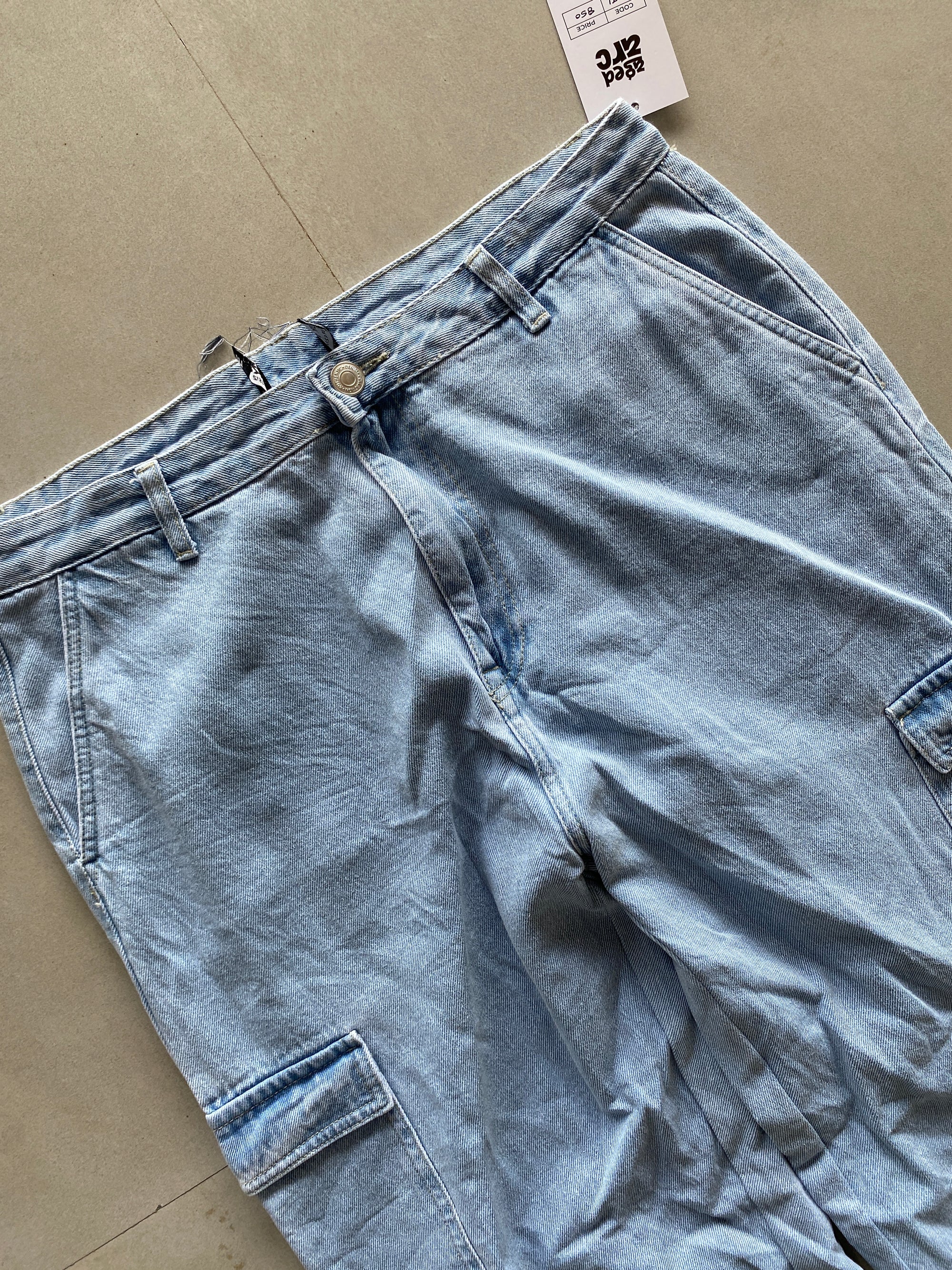 MULTI POCKET BAGGY DENIM - M