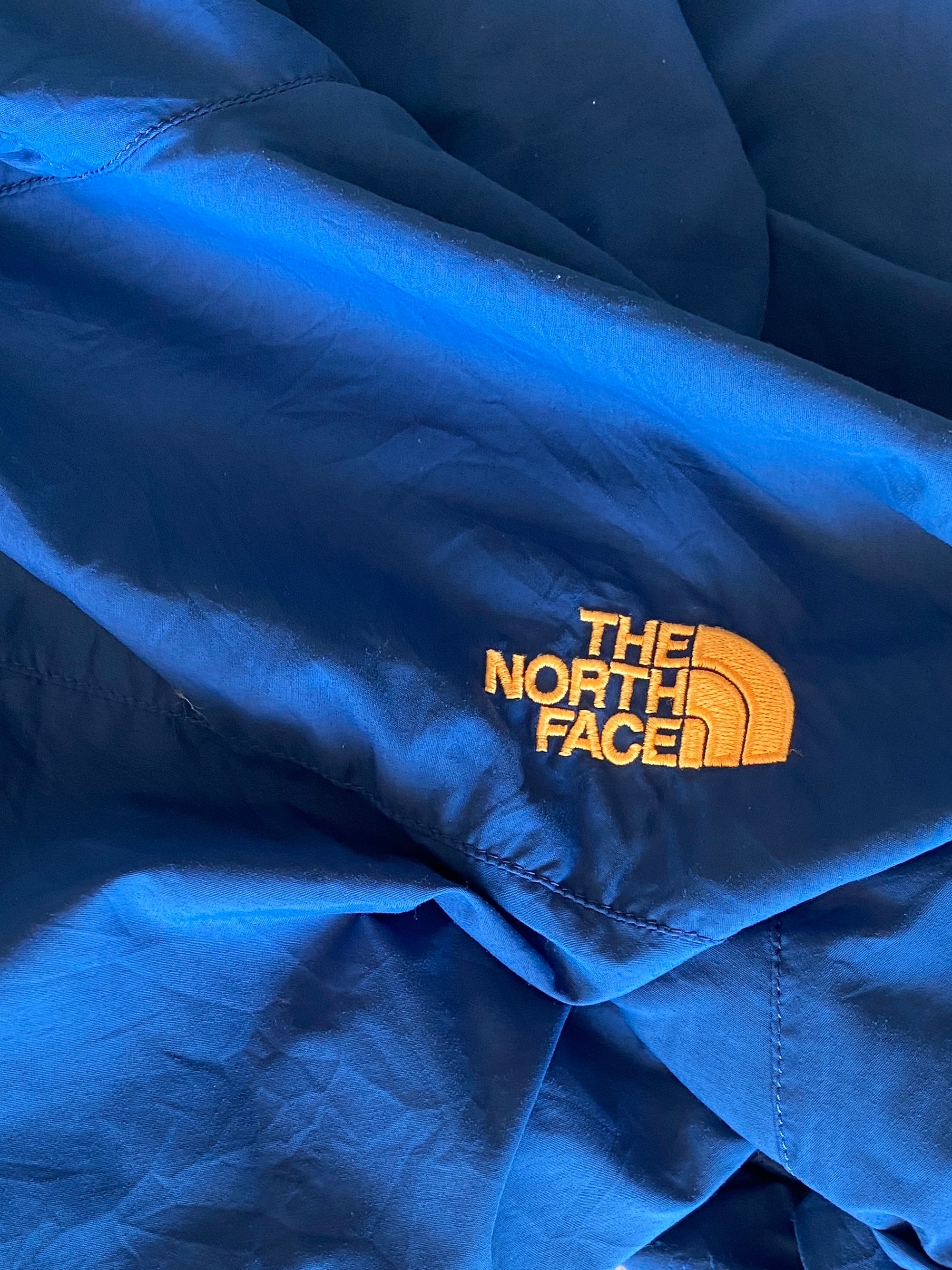 THE NORTH FACE WINDBREAKER JACKET - M