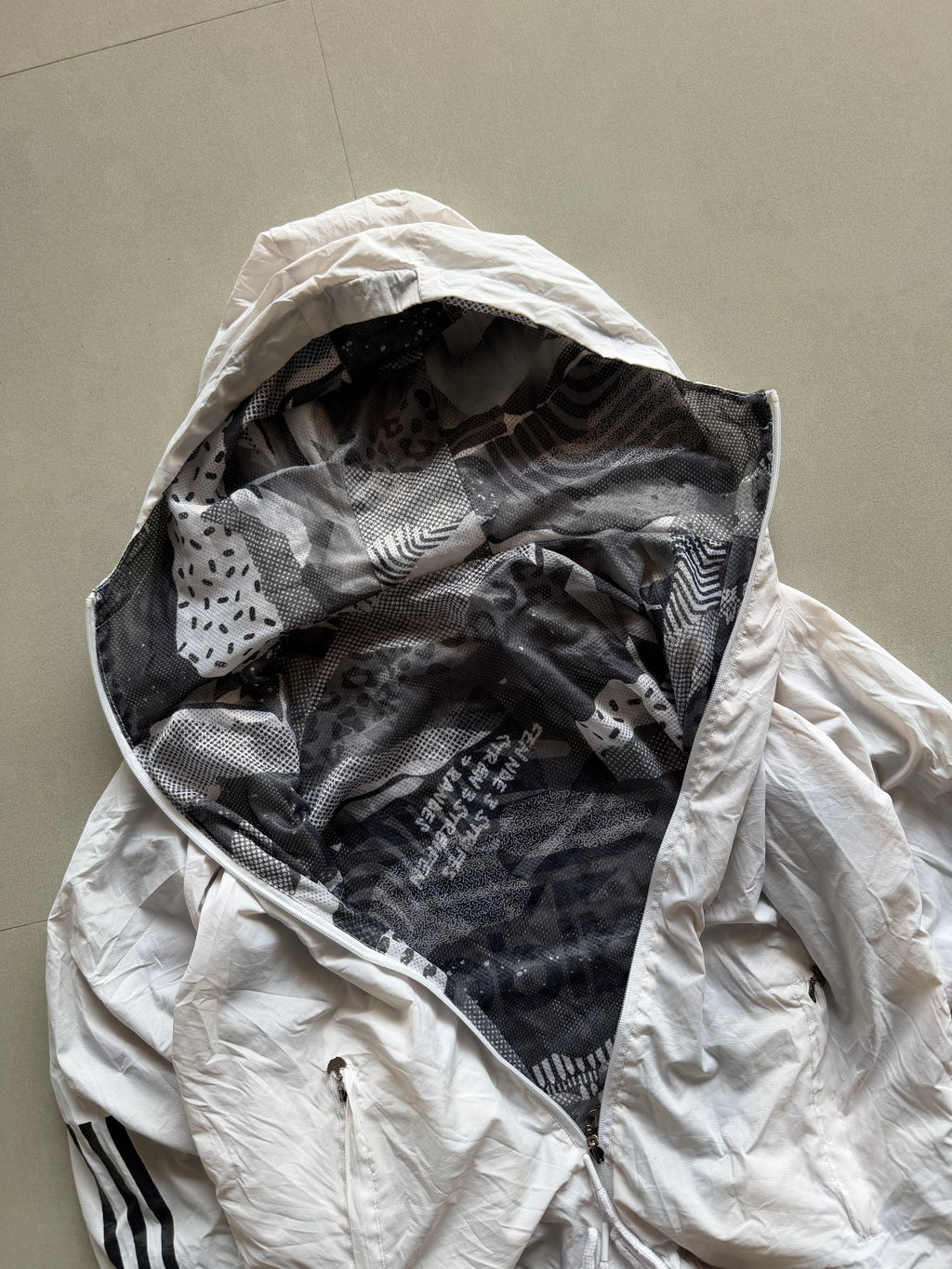 VINTAGE ADIDAS REVERSIBLE JACKET - M