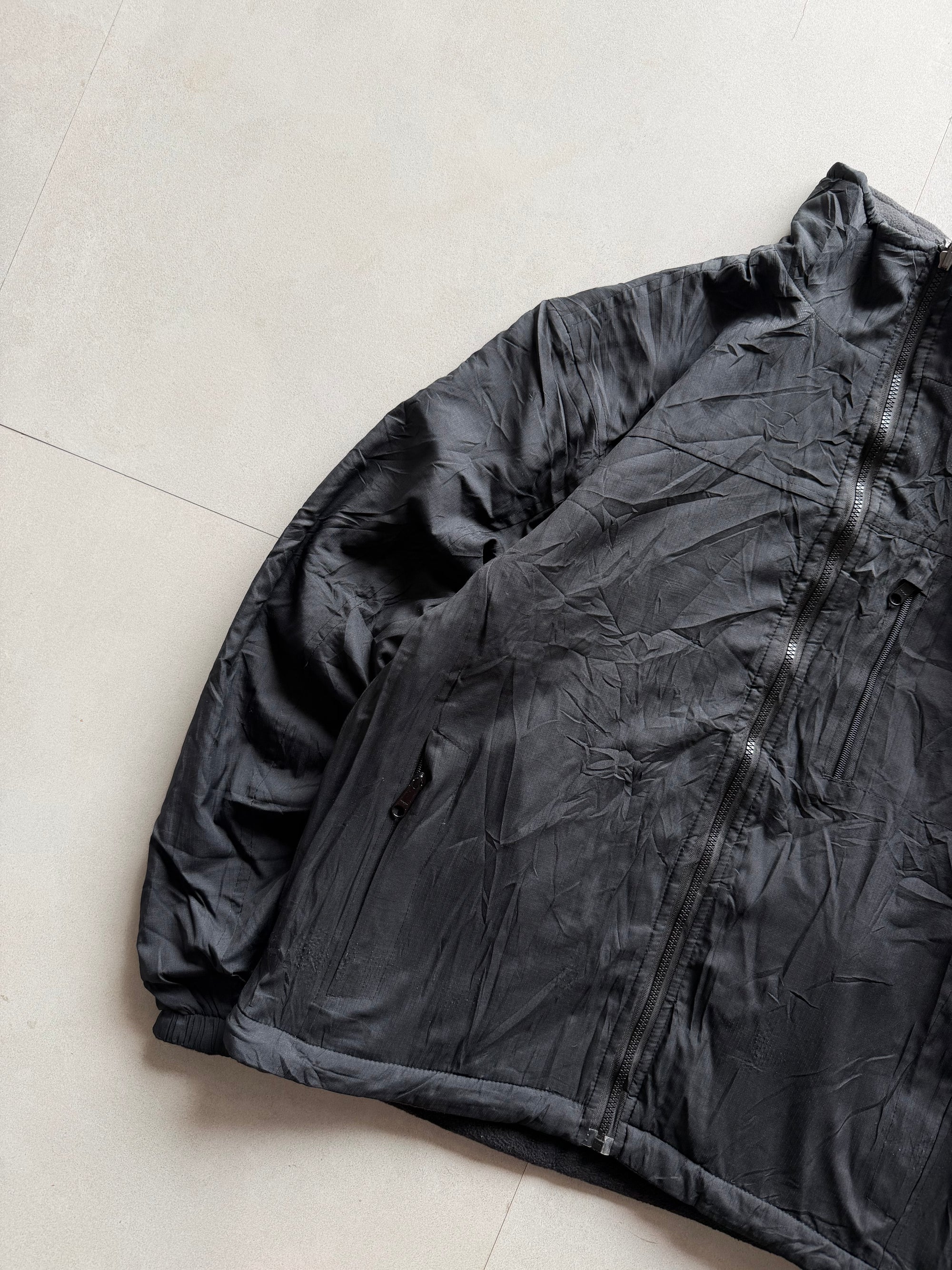 THE NORTH FACE REVERSIBLE JACKET - M