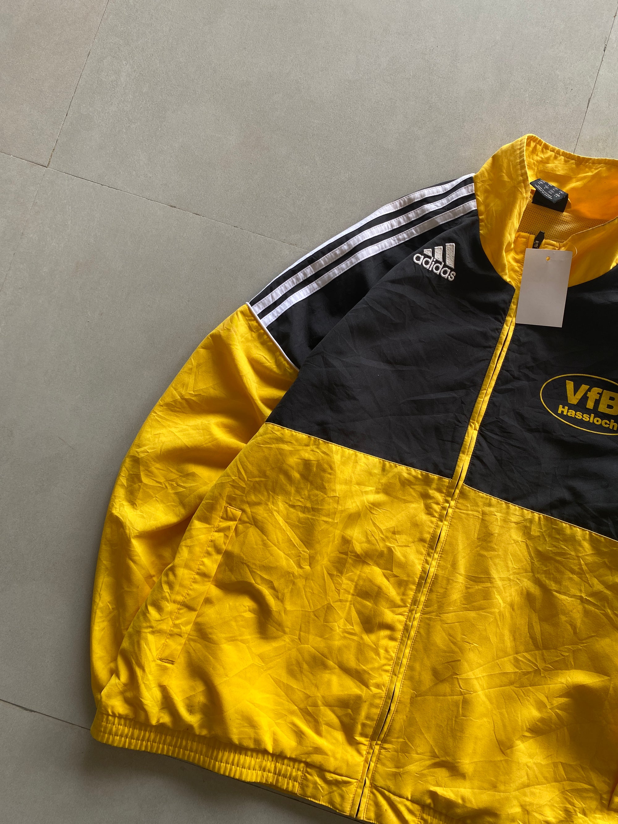 VINTAGE ADIDAS JACKET - XL