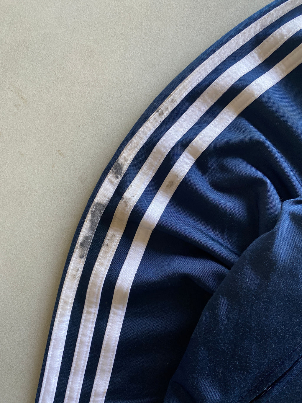 ADIDAS ORGINALS STRIPED JACKET - M