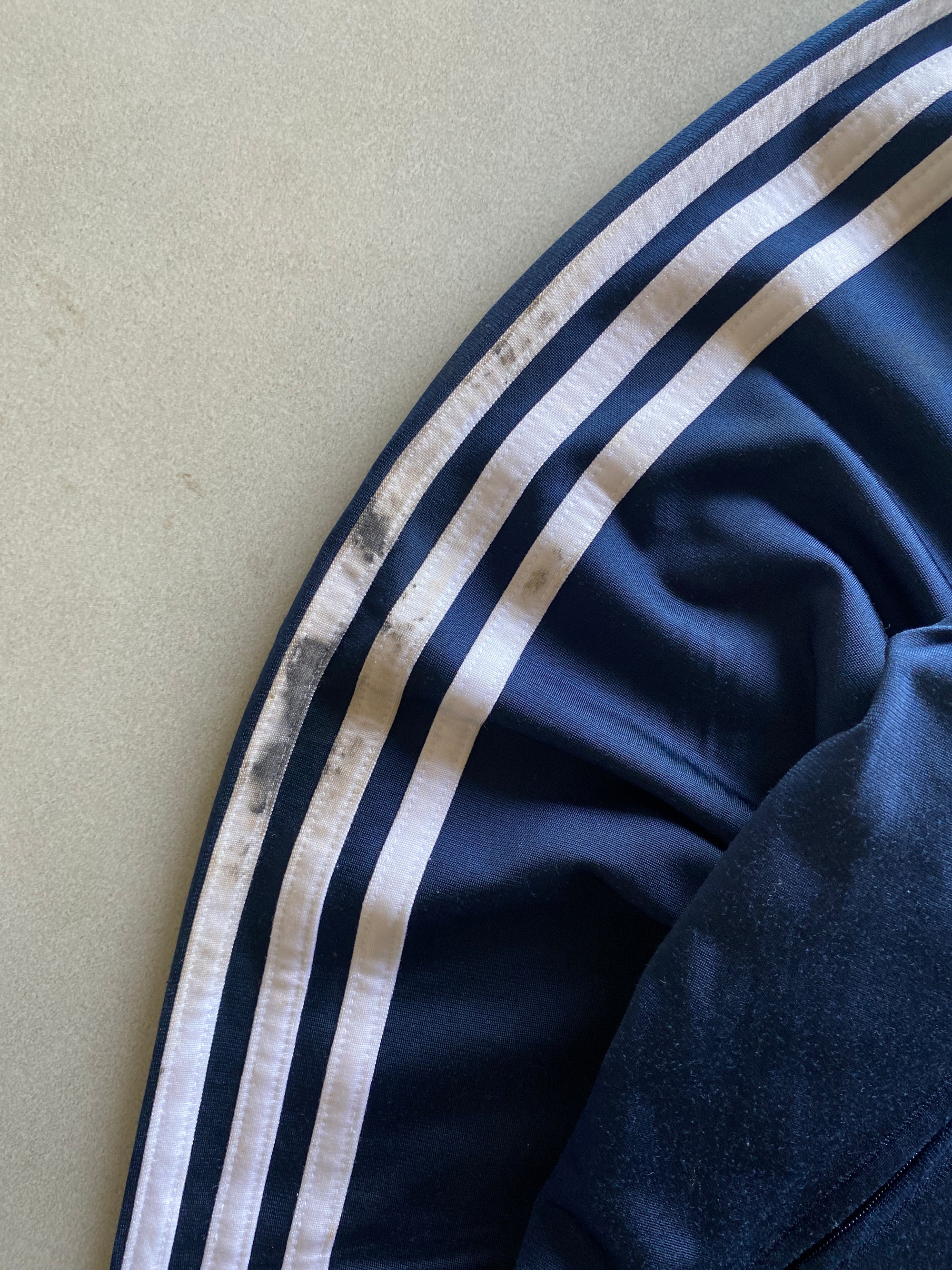 ADIDAS ORGINALS STRIPED JACKET - M