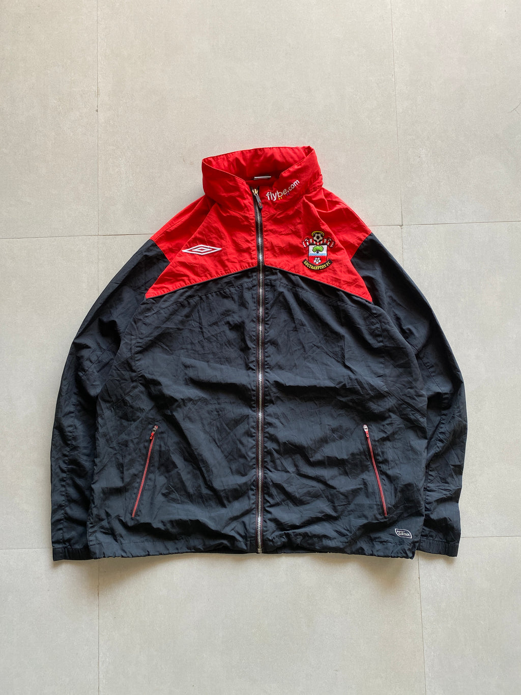 UMBRO SOUTH HAMTON FC JACKET - XL