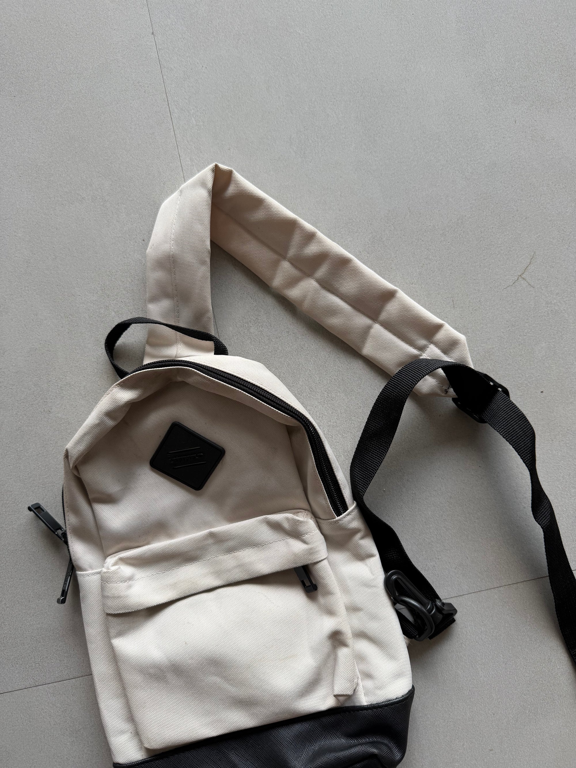 CROSS BODY BAG