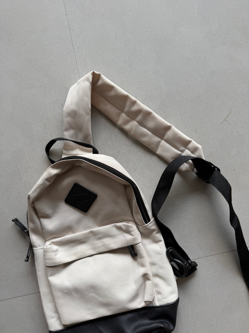 CROSS BODY BAG