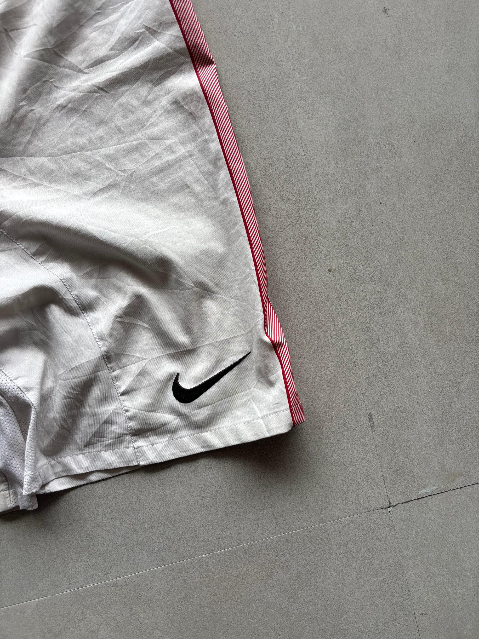 NIKE MANU SHORTS - M