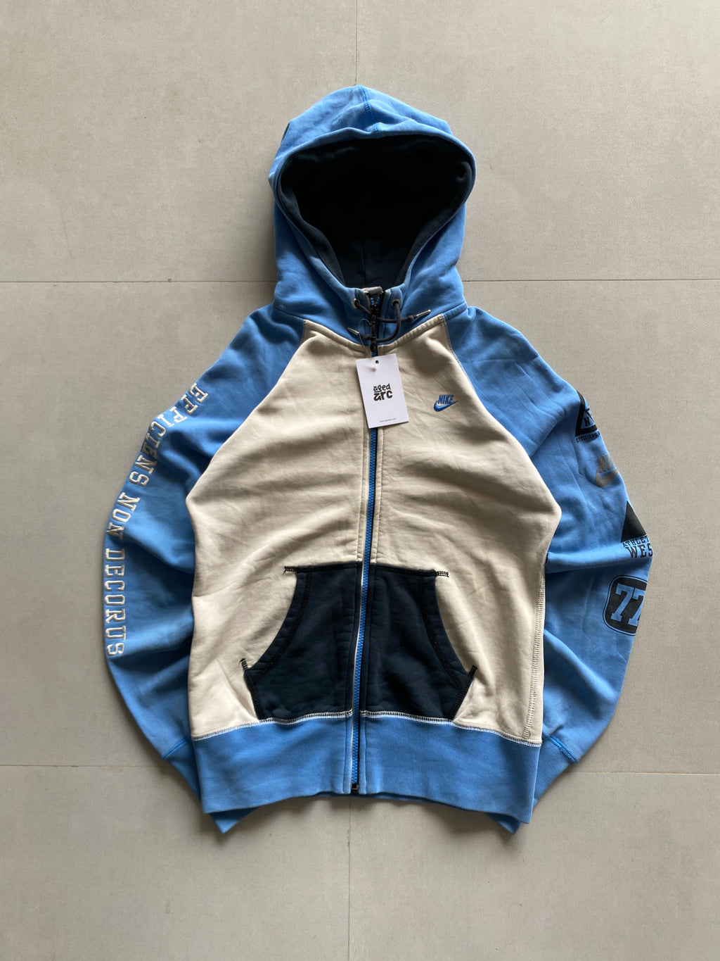 VINTAGE NIKE HOODED JACKET - XS