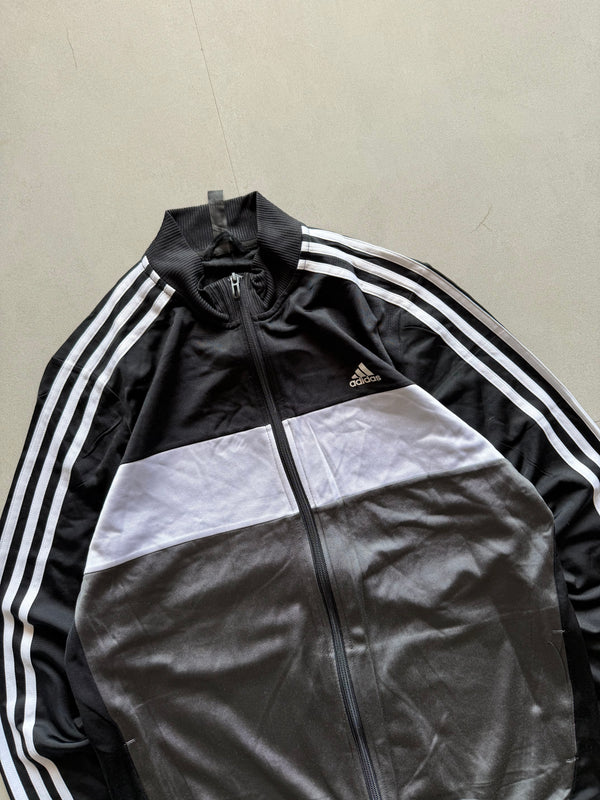 ADIDAS STRIPED JACKET - M