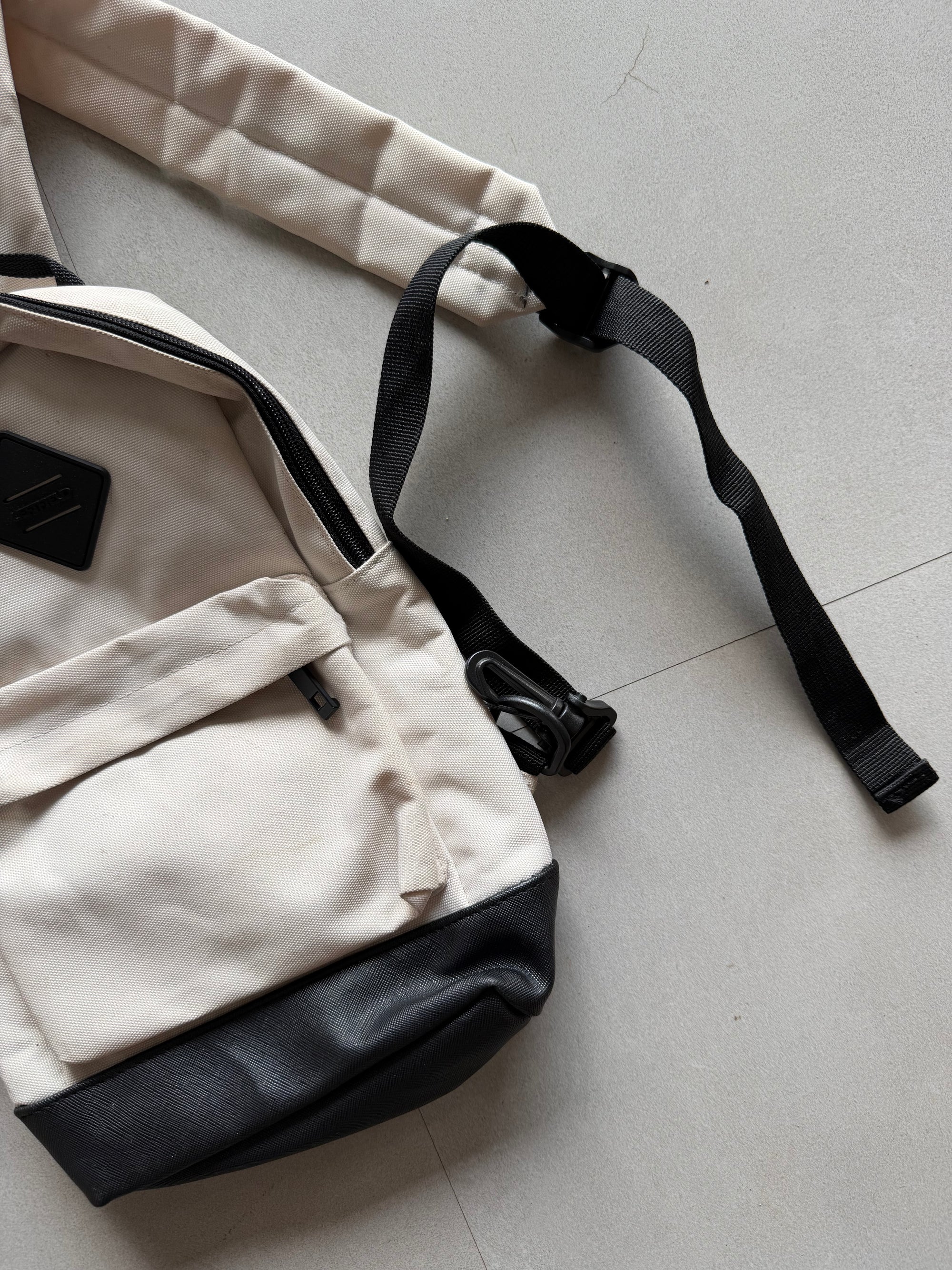 CROSS BODY BAG