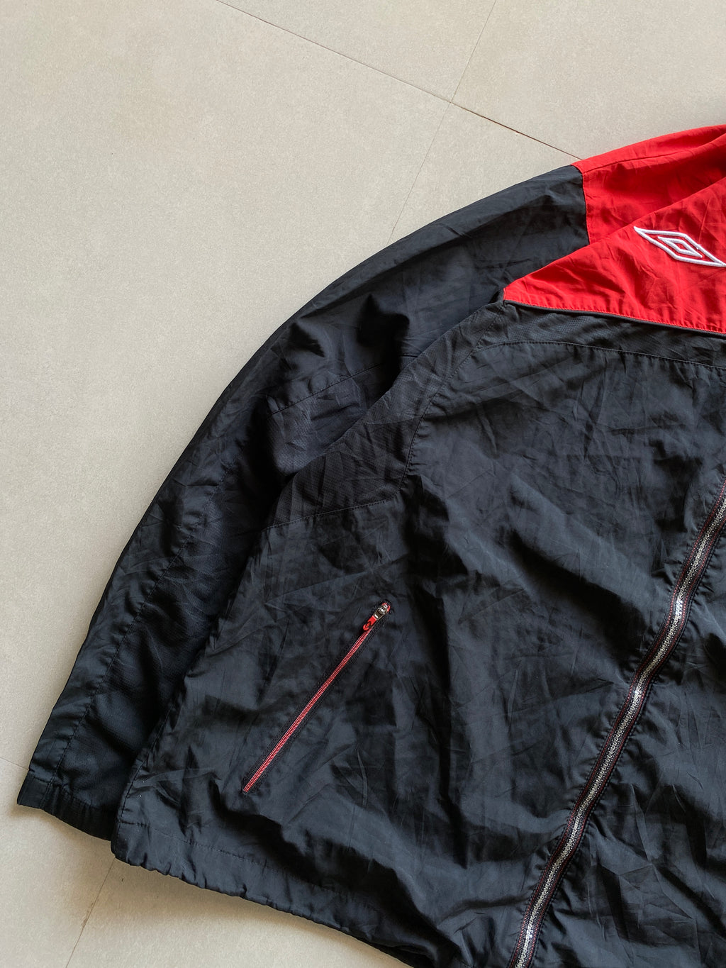 UMBRO SOUTH HAMTON FC JACKET - XL