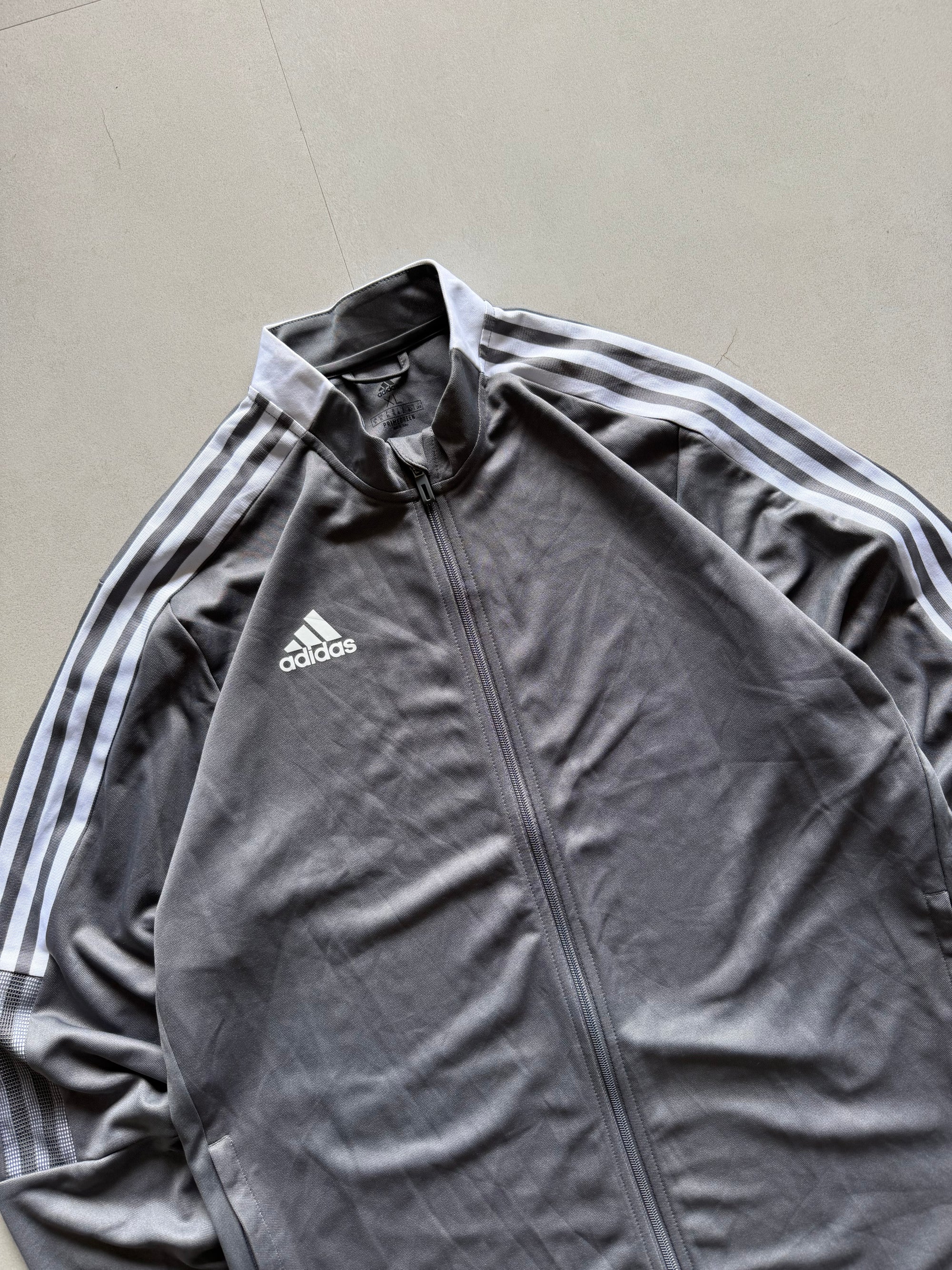 ADIDAS STRIPED JACKET - XL