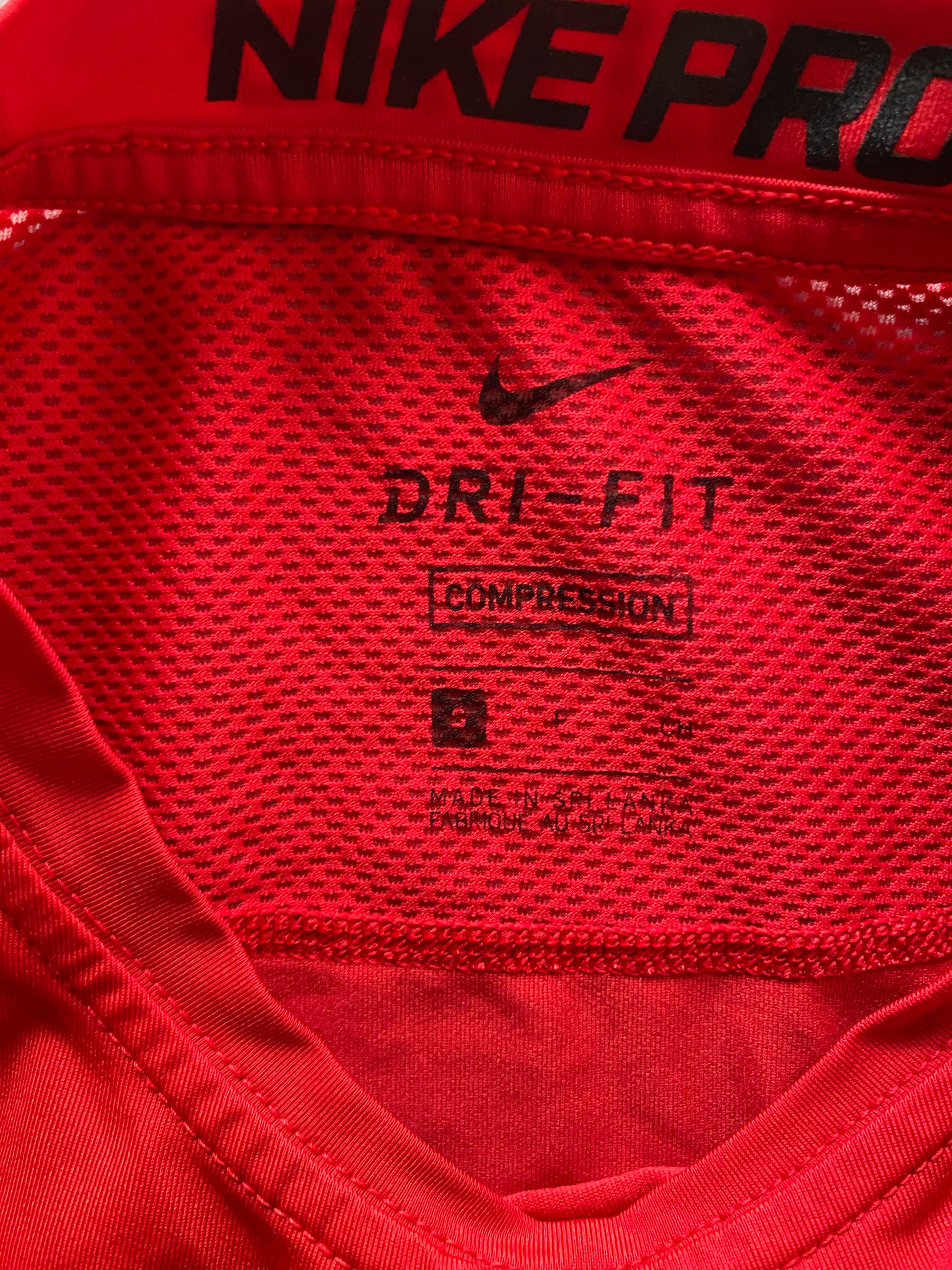 NIKE PRO COMPRESSION TEE - S