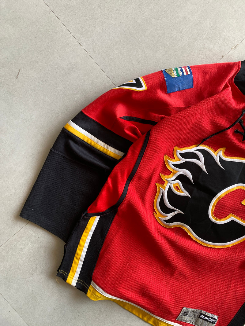 REEBOK CALGARY FLAMES HOCKEY JERSEY - L