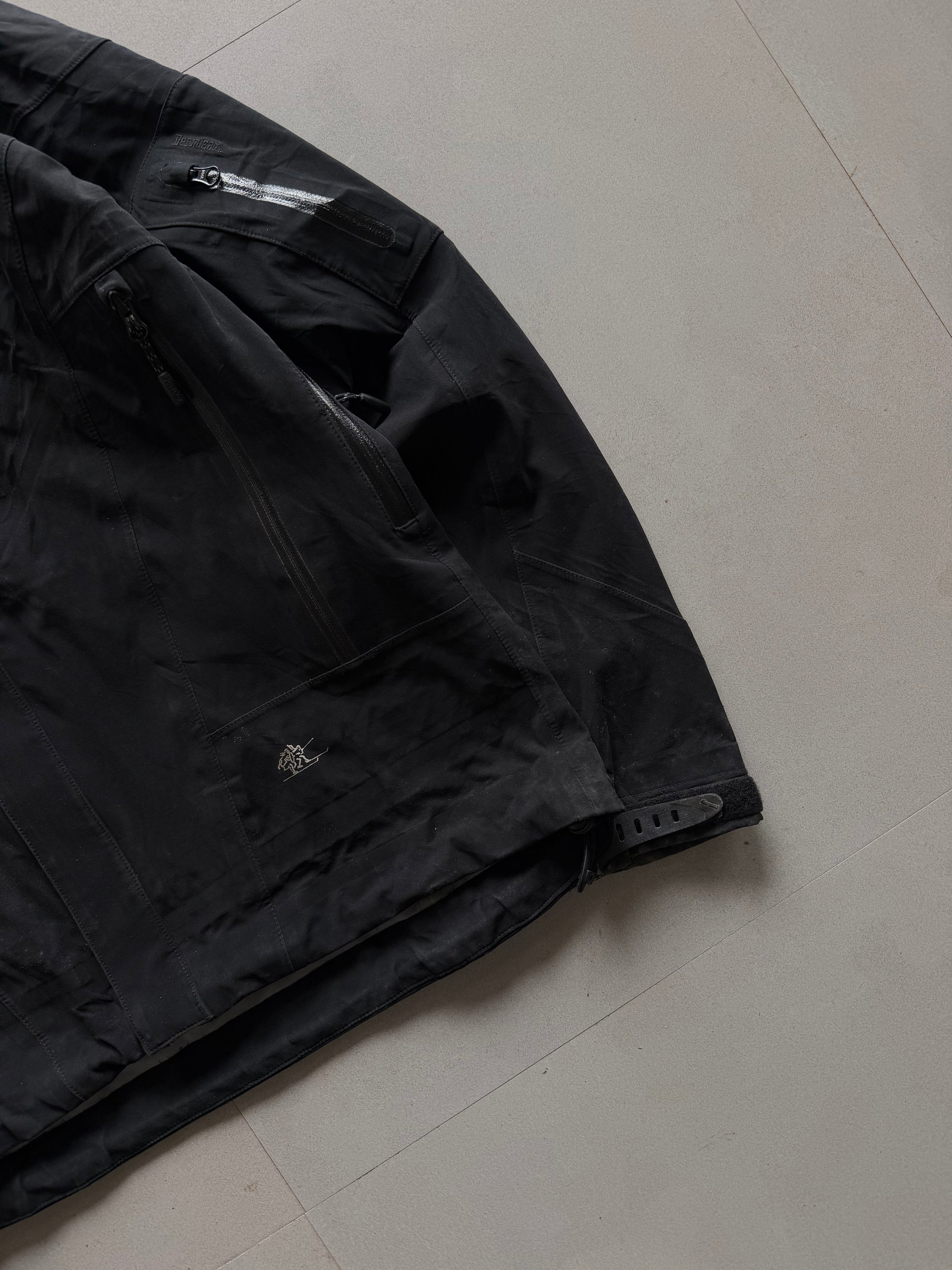 BURGANGS TACTICAL HOODED HIKING JACKET - M