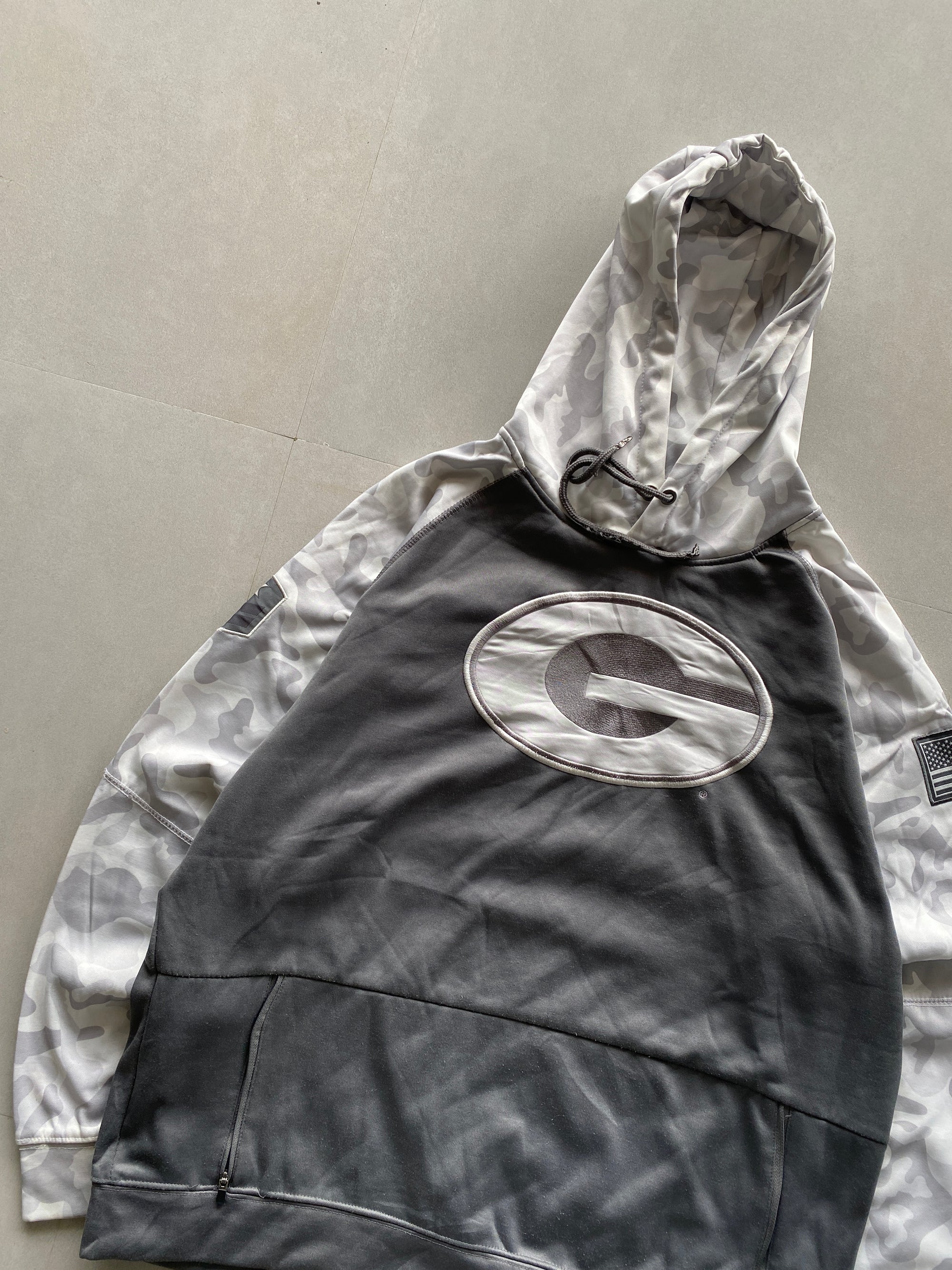 VINTAGE HOODIE - XL