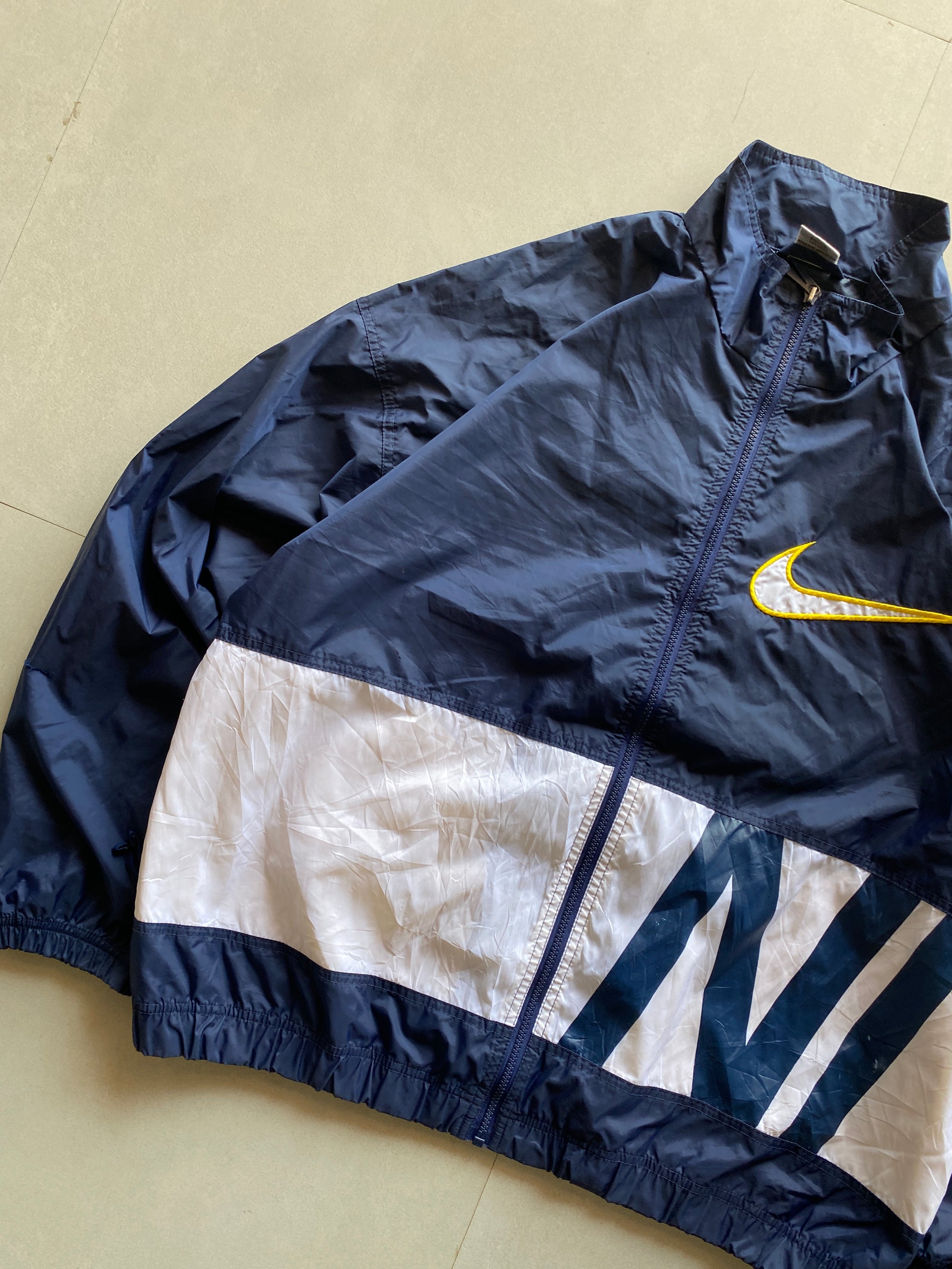 90s NIKE SPELL OUT JACKET - XL