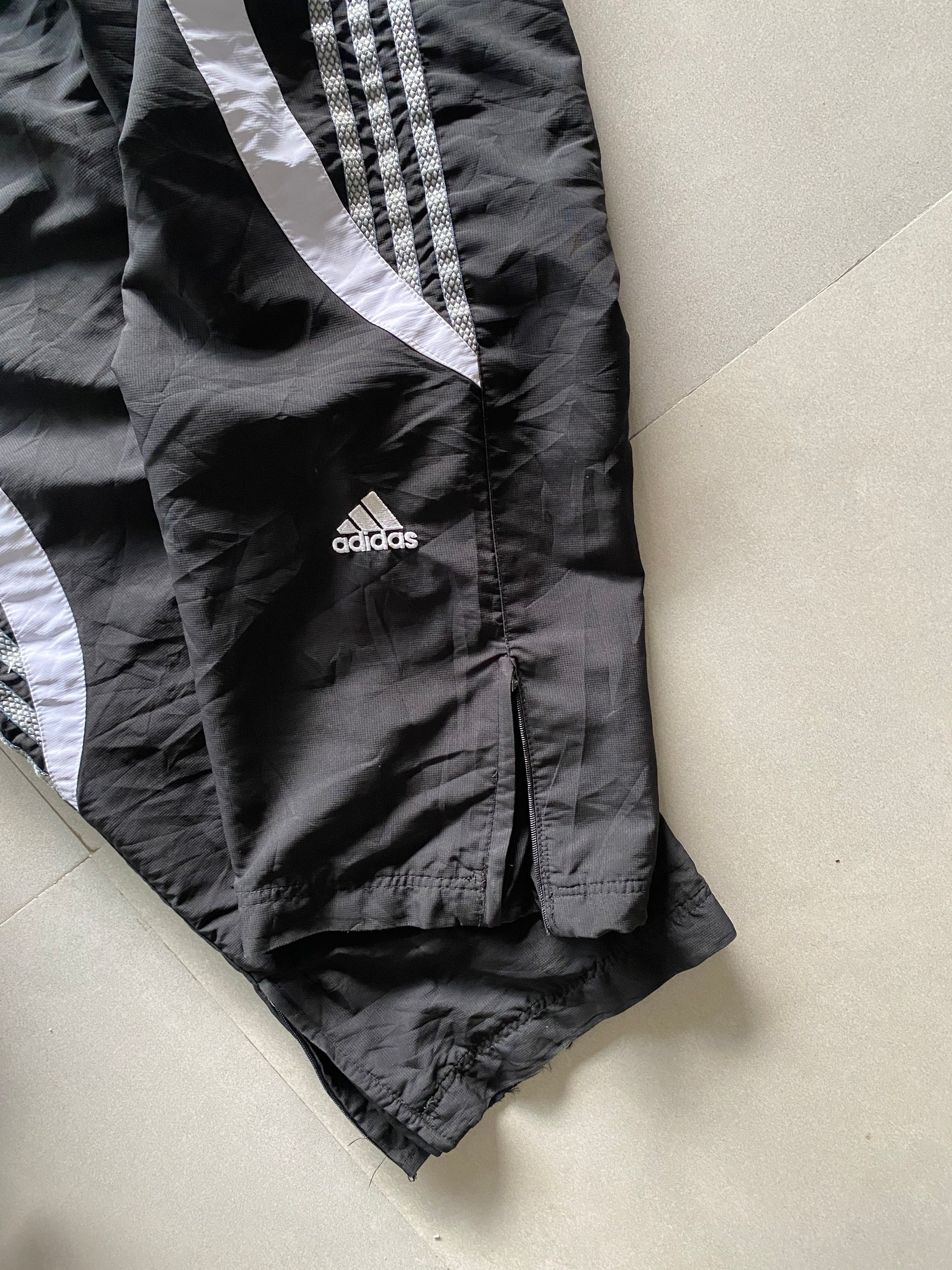 VINTAGE ADIDAS STRIPED TRACK PANT - XL